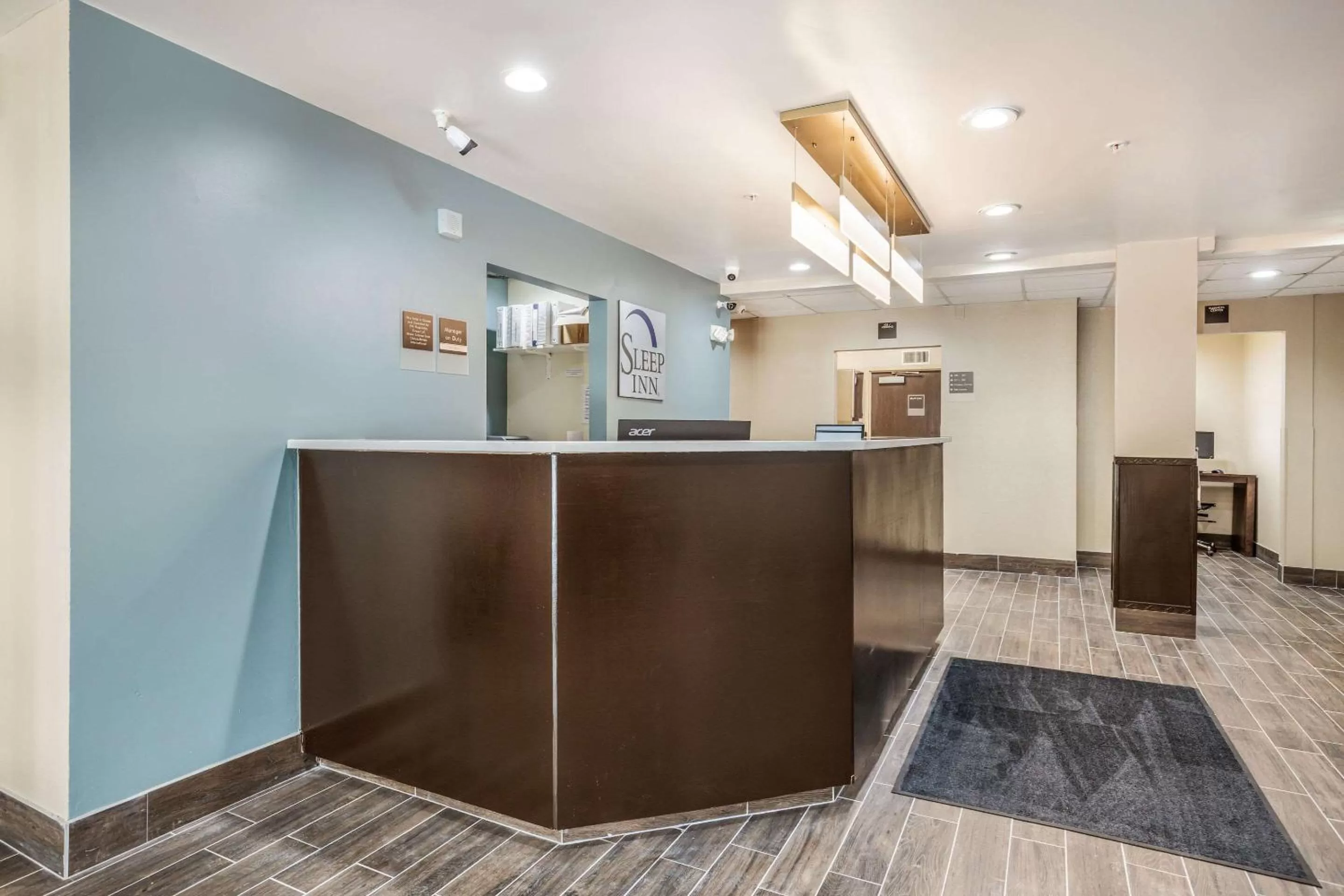 Lobby or reception in Sleep Inn & Suites Tallahassee-Capitol