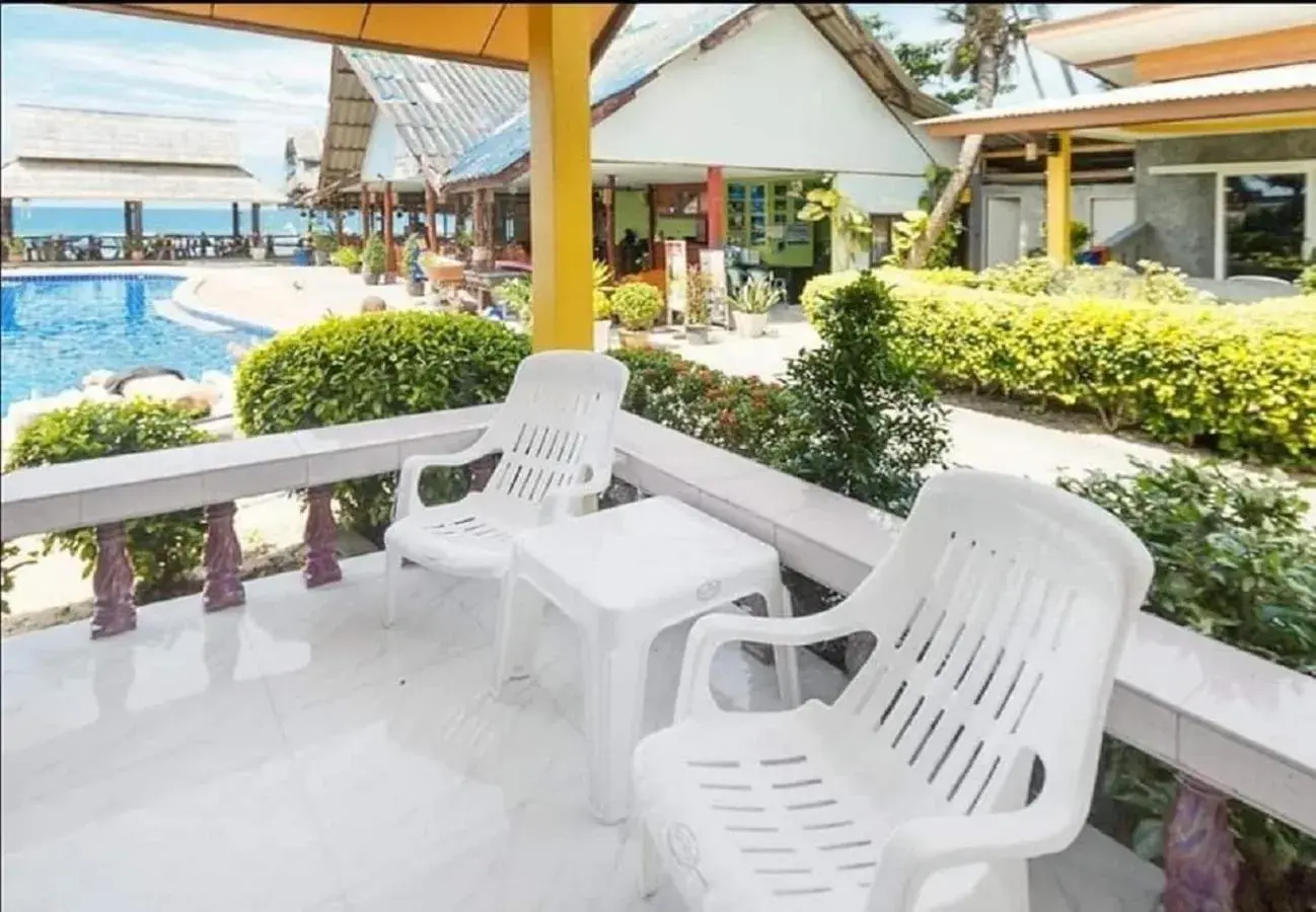Seating area, Pool View in Lanta New Beach Bungalows - SHA Plus
