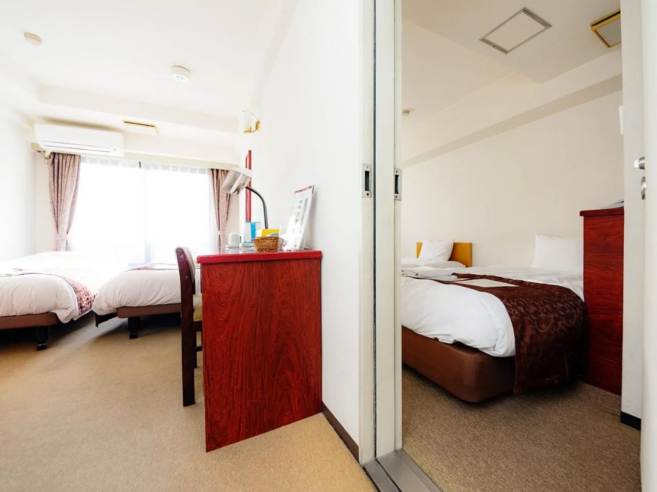 Photo of the whole room, Bed in Sky Heart Hotel Koiwa