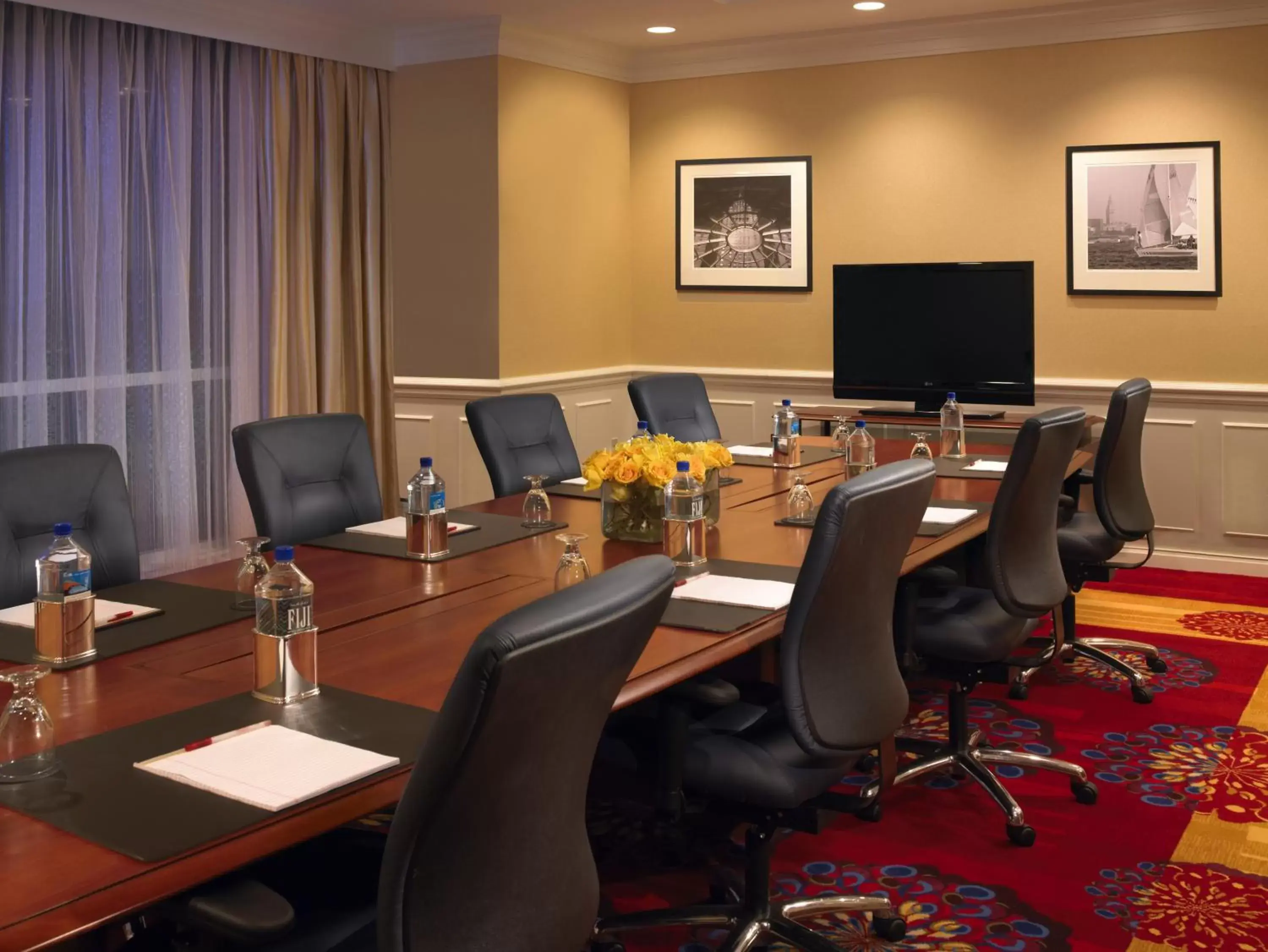 Property building, Business Area/Conference Room in Wyndham Cleveland Airport