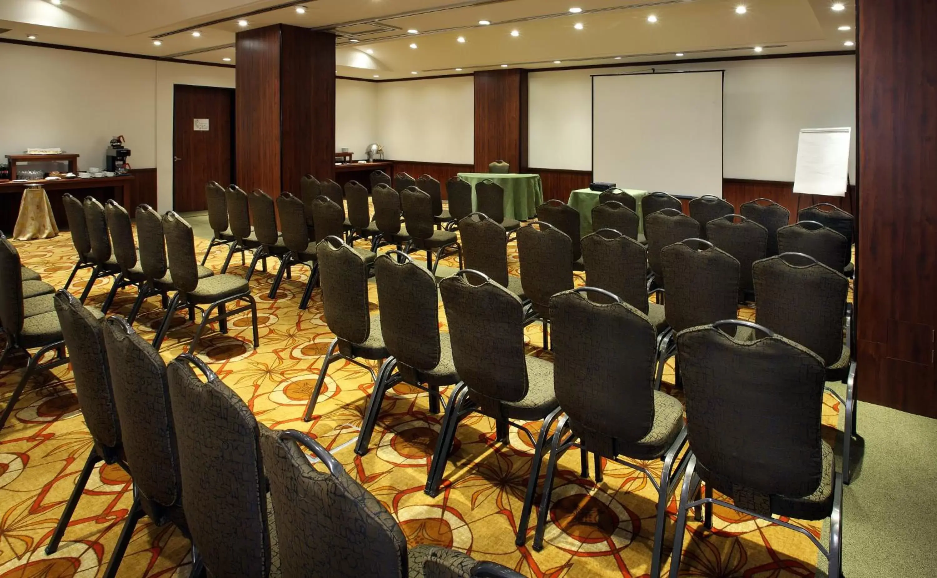 Meeting/conference room in Holiday Inn Mexico City - Trade Center, an IHG Hotel