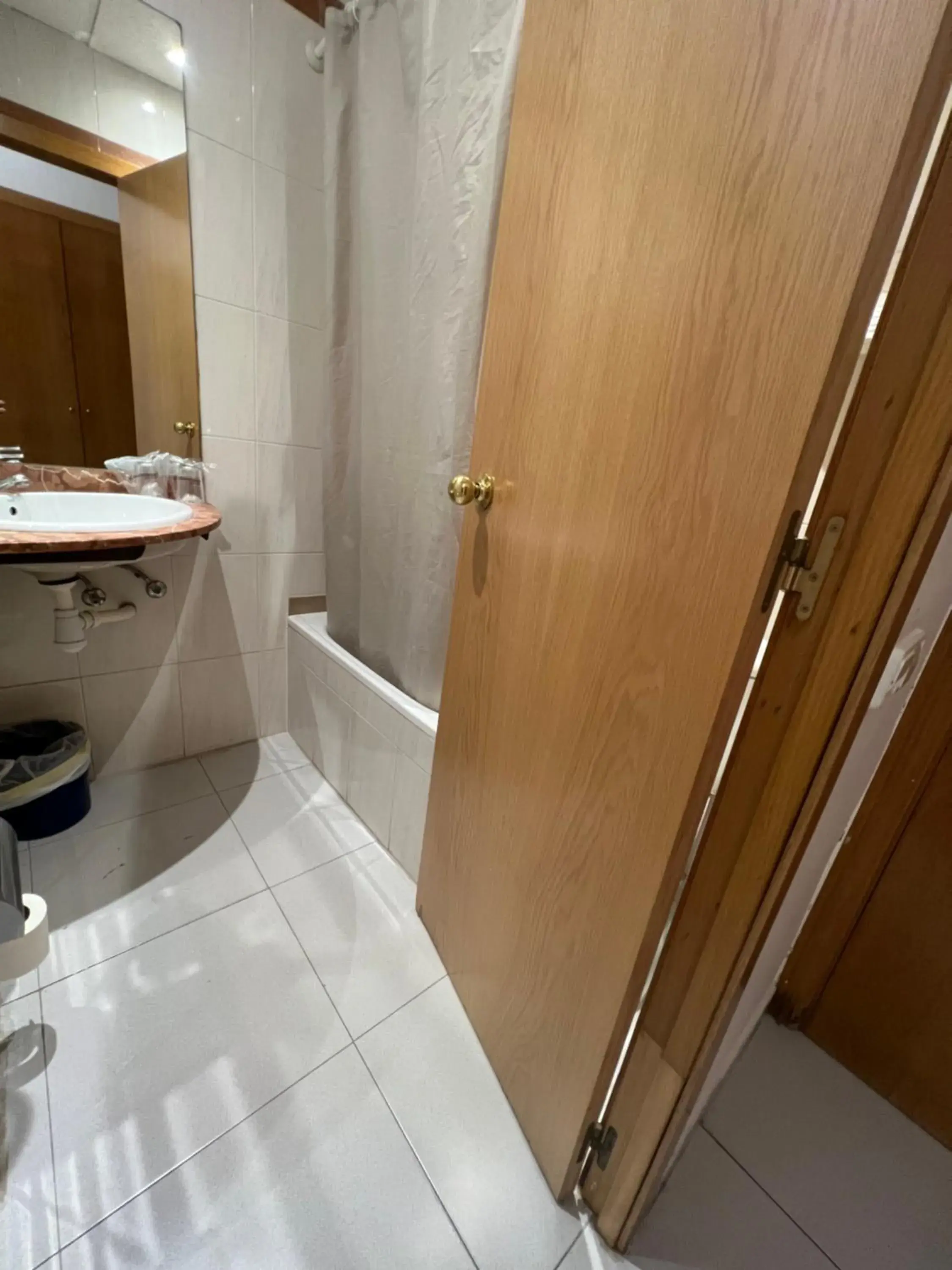 Toilet, Bathroom in Hotel Travessera