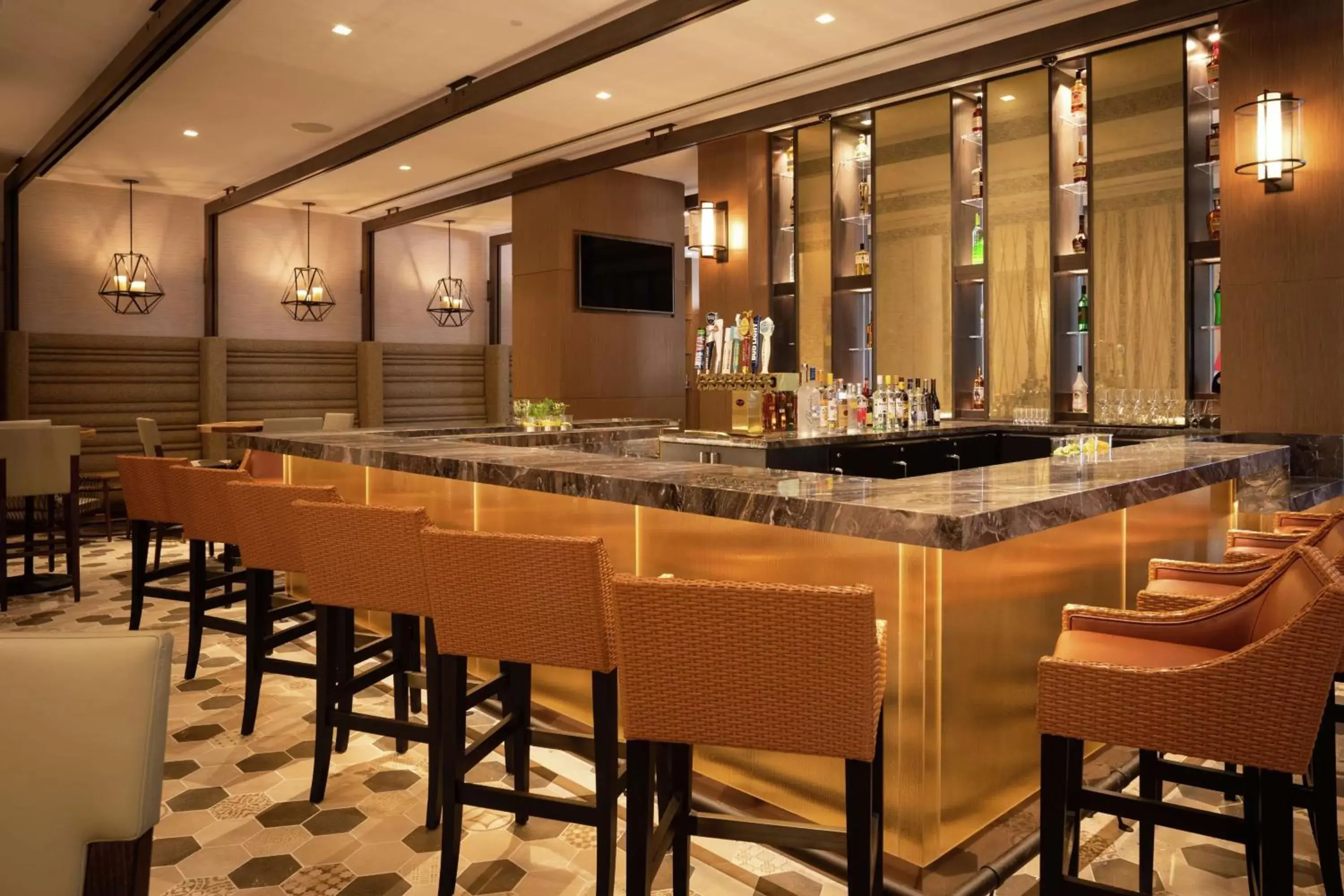 Lounge or bar, Restaurant/Places to Eat in Hilton Miami Dadeland