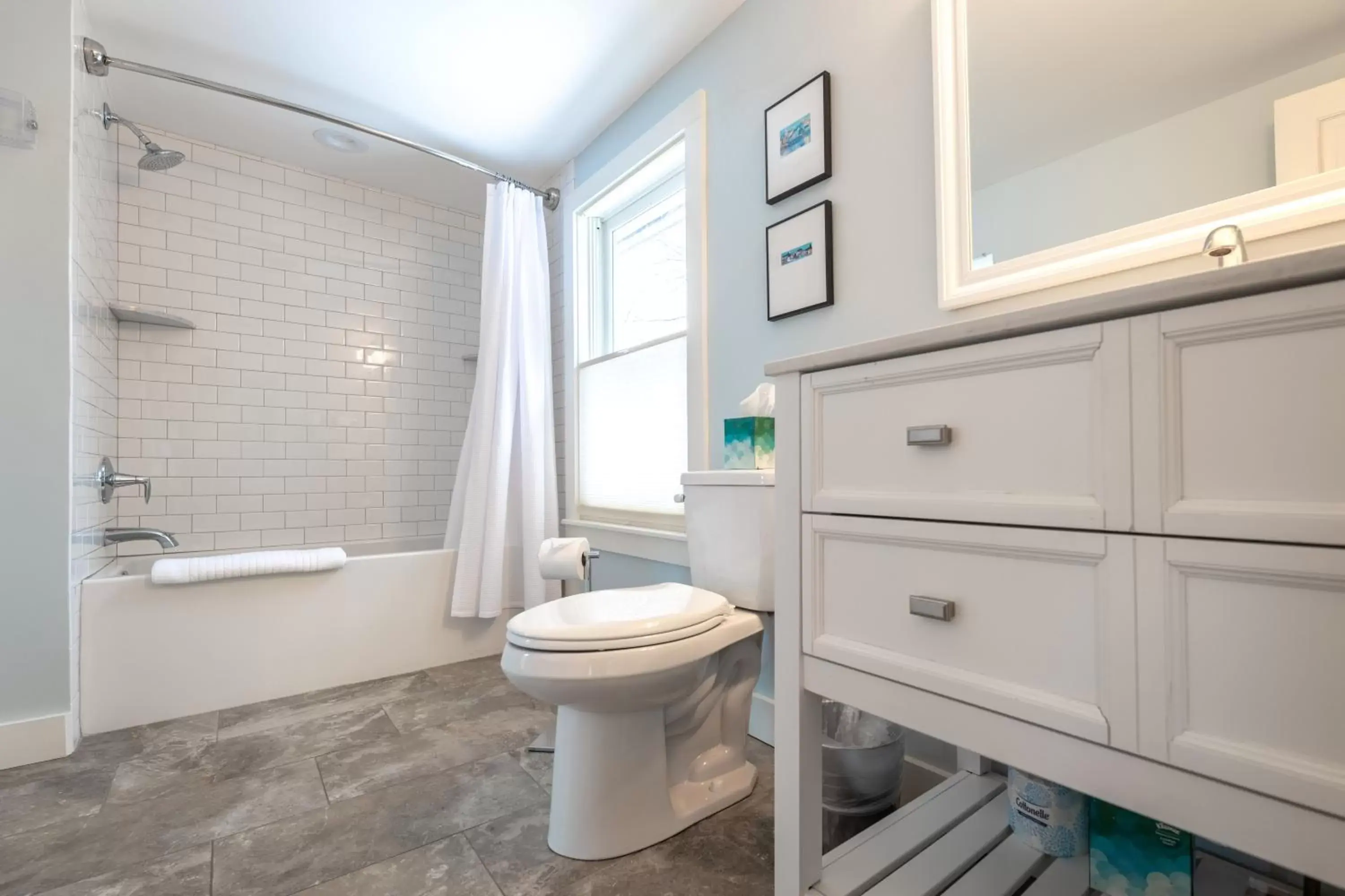 Shower, Bathroom in The Sailmaker's House