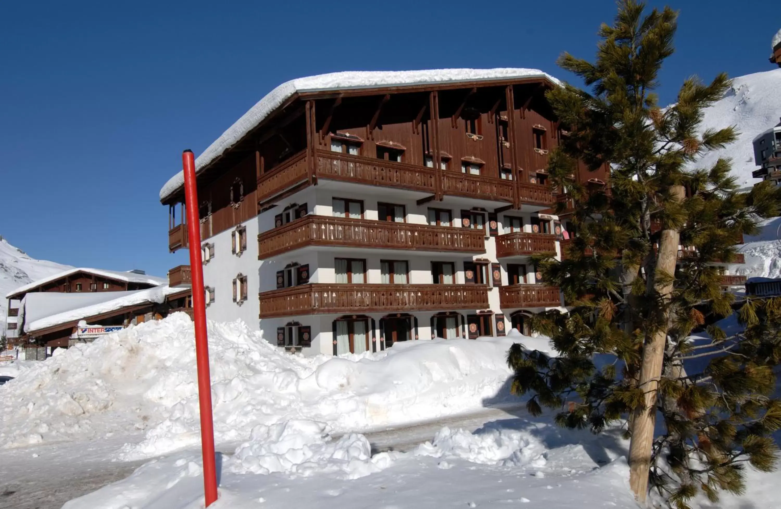 Property building, Winter in Odalys Chalet Alpina