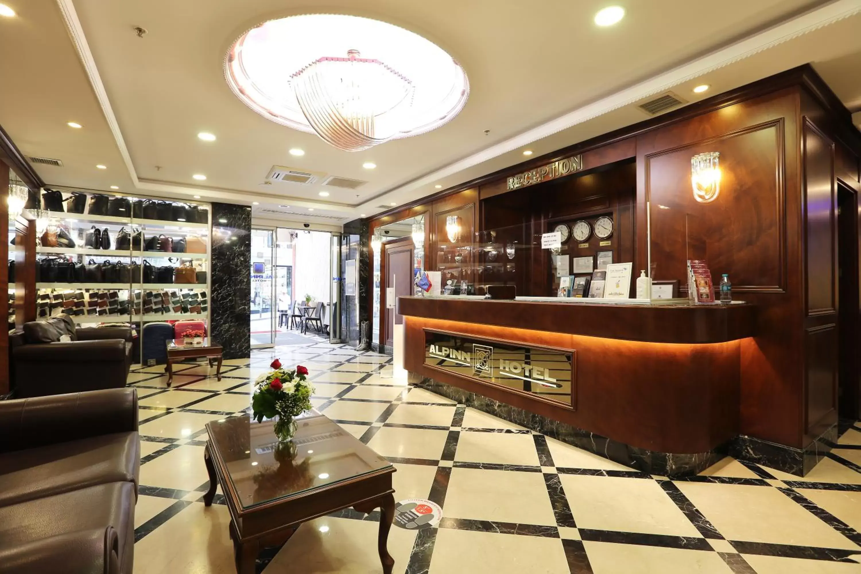 Property building, Lobby/Reception in Alpinn Hotel Istanbul