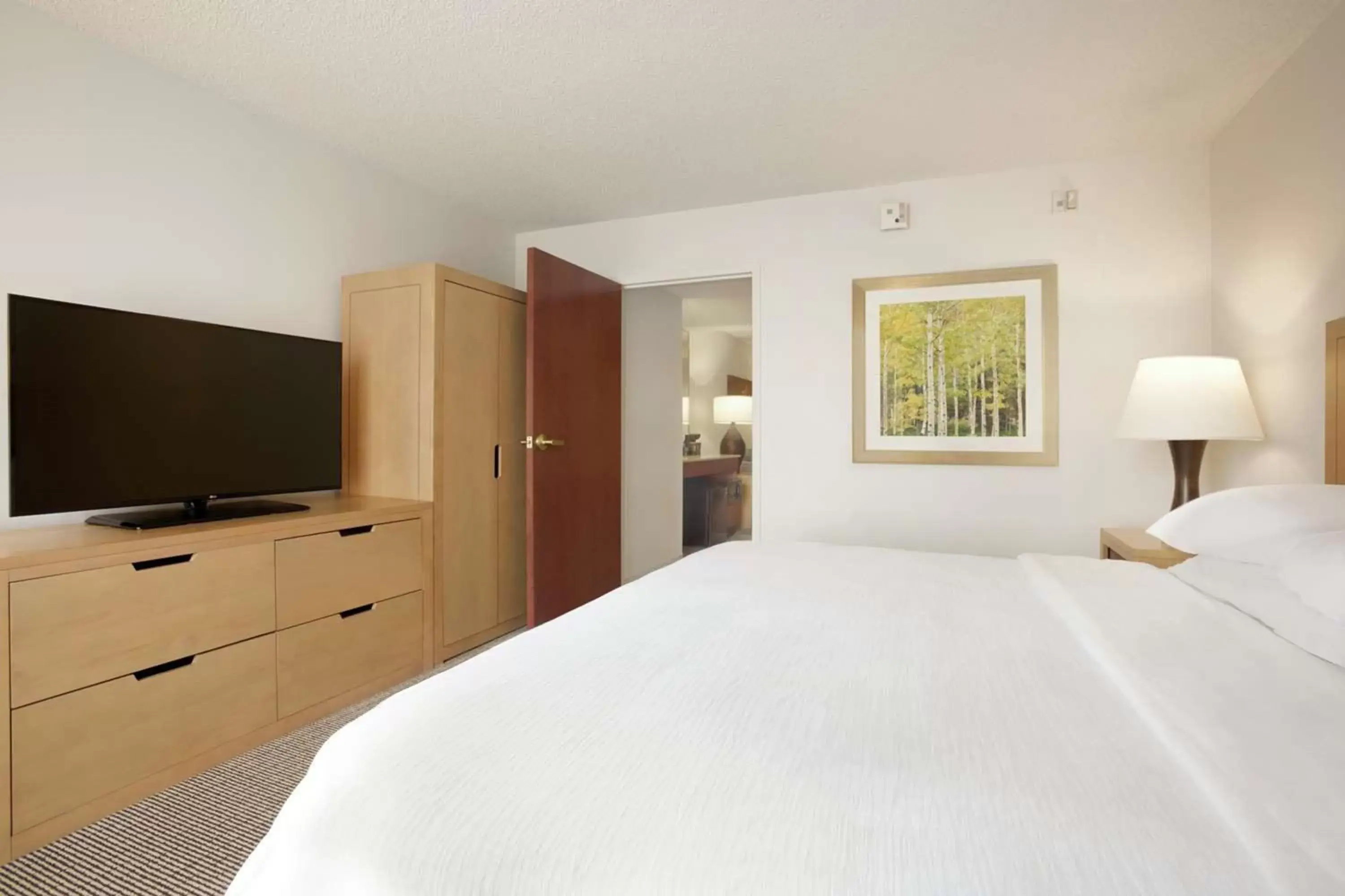 Bedroom, Bed in Embassy Suites by Hilton Denver International Airport