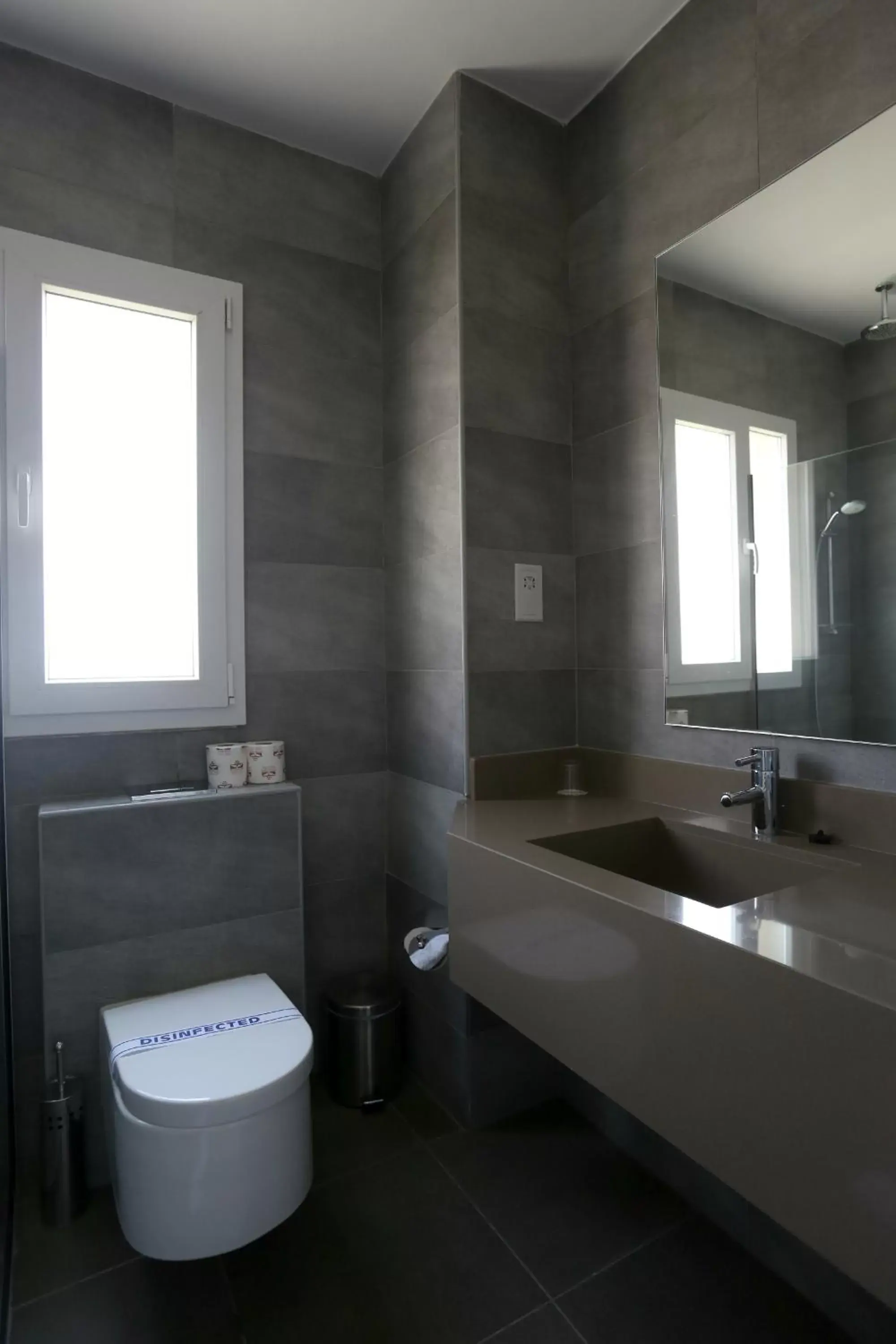 Bathroom in Dionysos Central