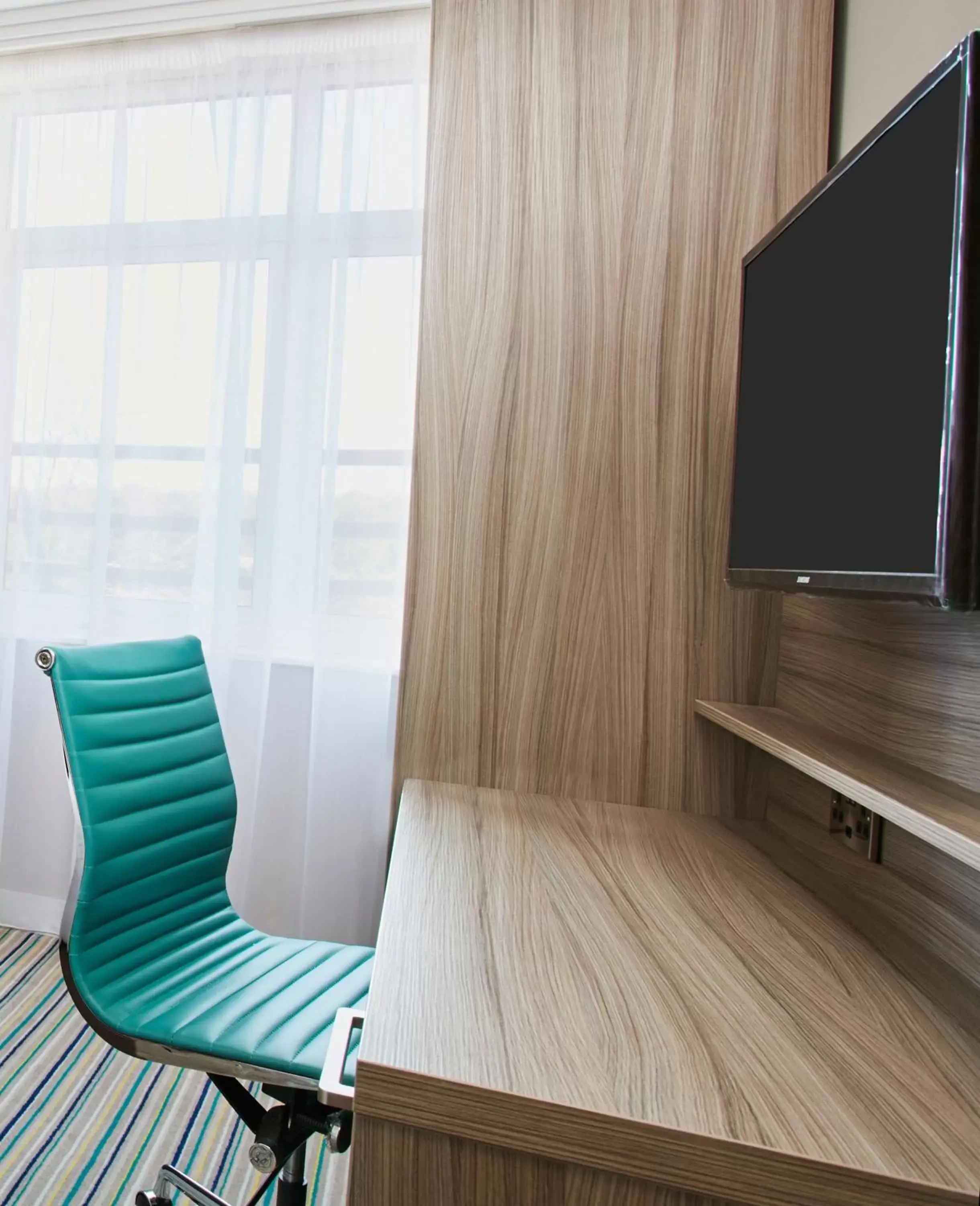 TV and multimedia, Seating Area in Leonardo Hotel Middlesbrough - formerly Jurys Inn