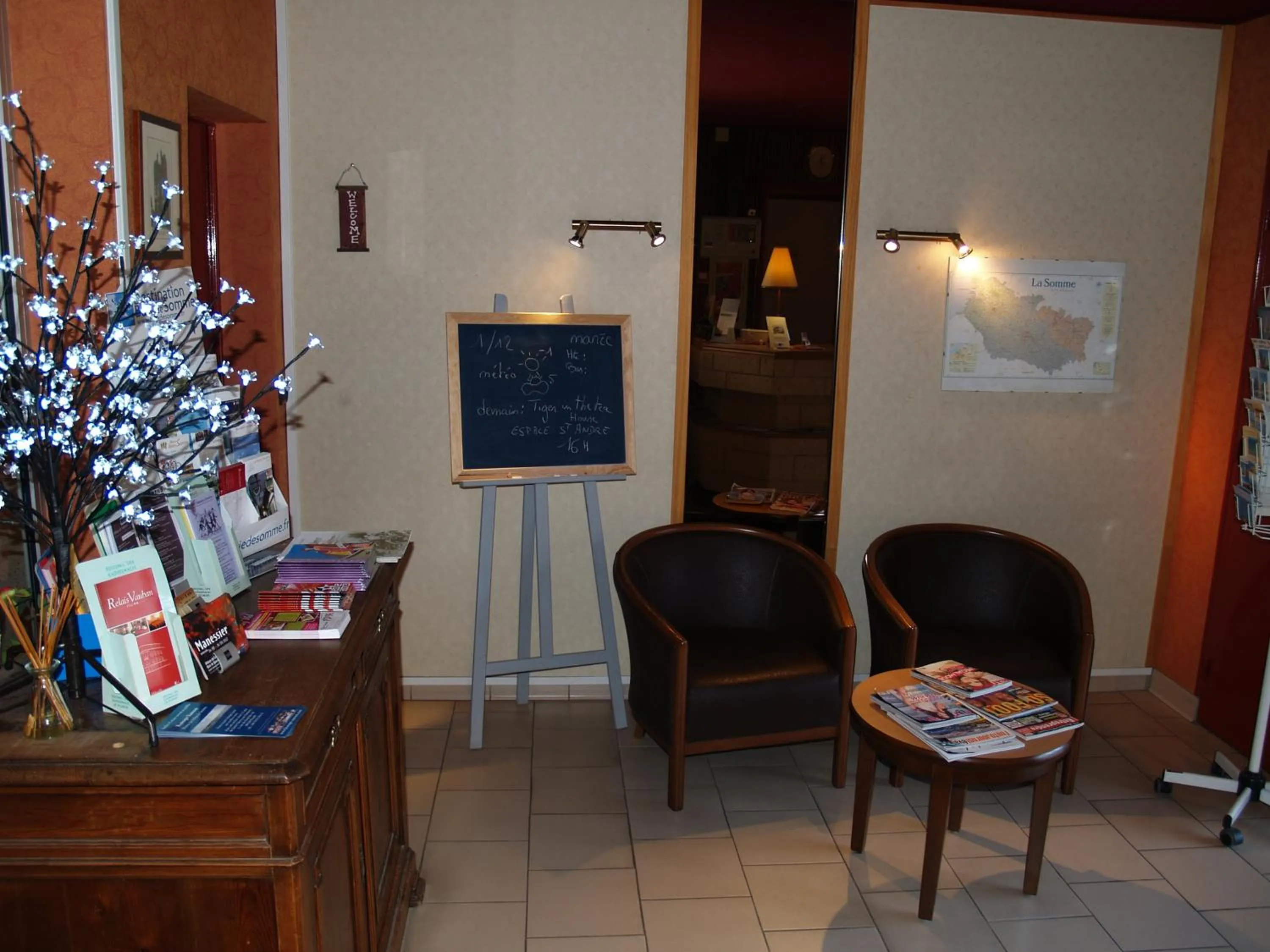 Lobby or reception in Le Relais Vauban