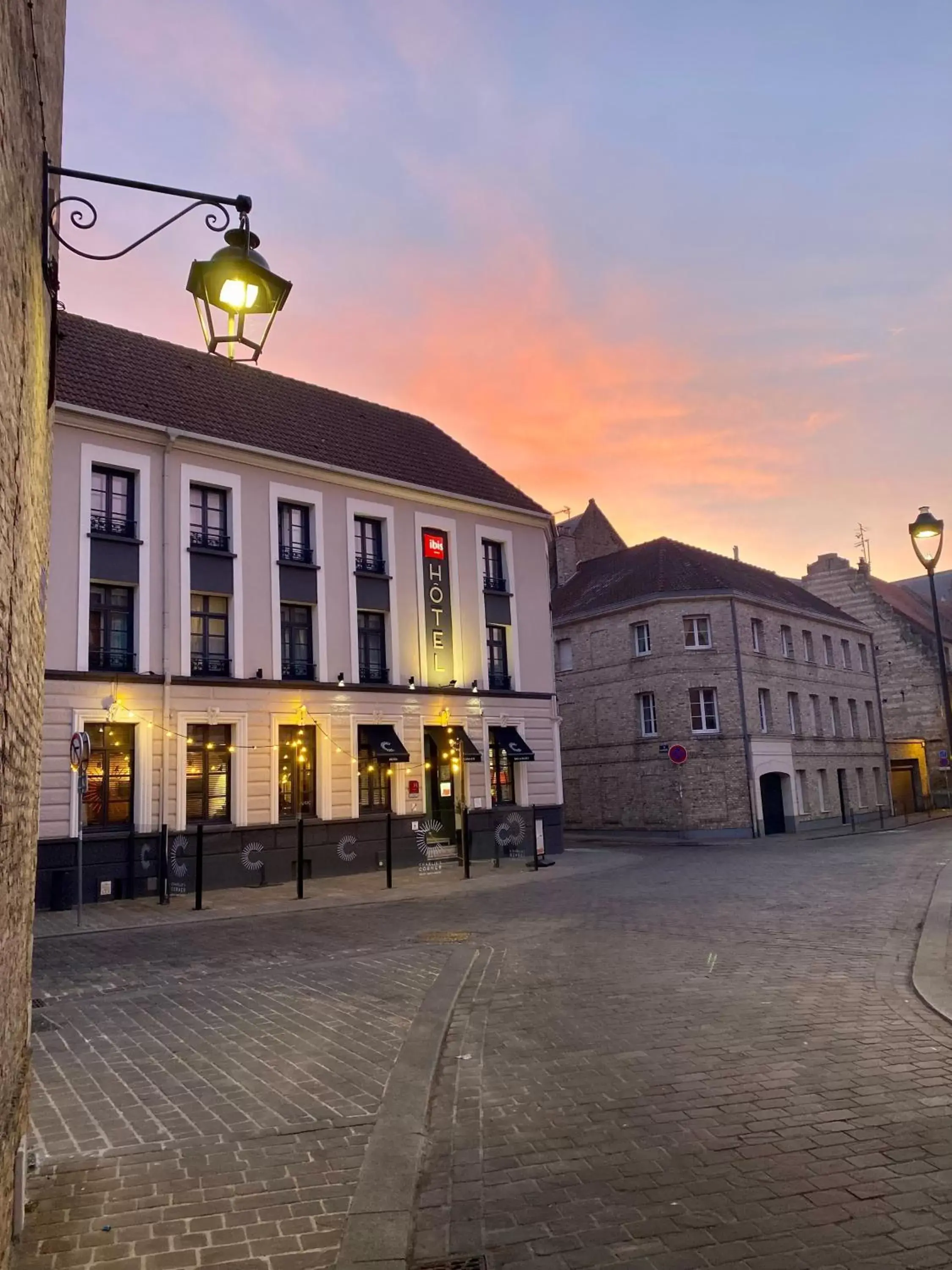 Property Building in ibis Saint-Omer Centre