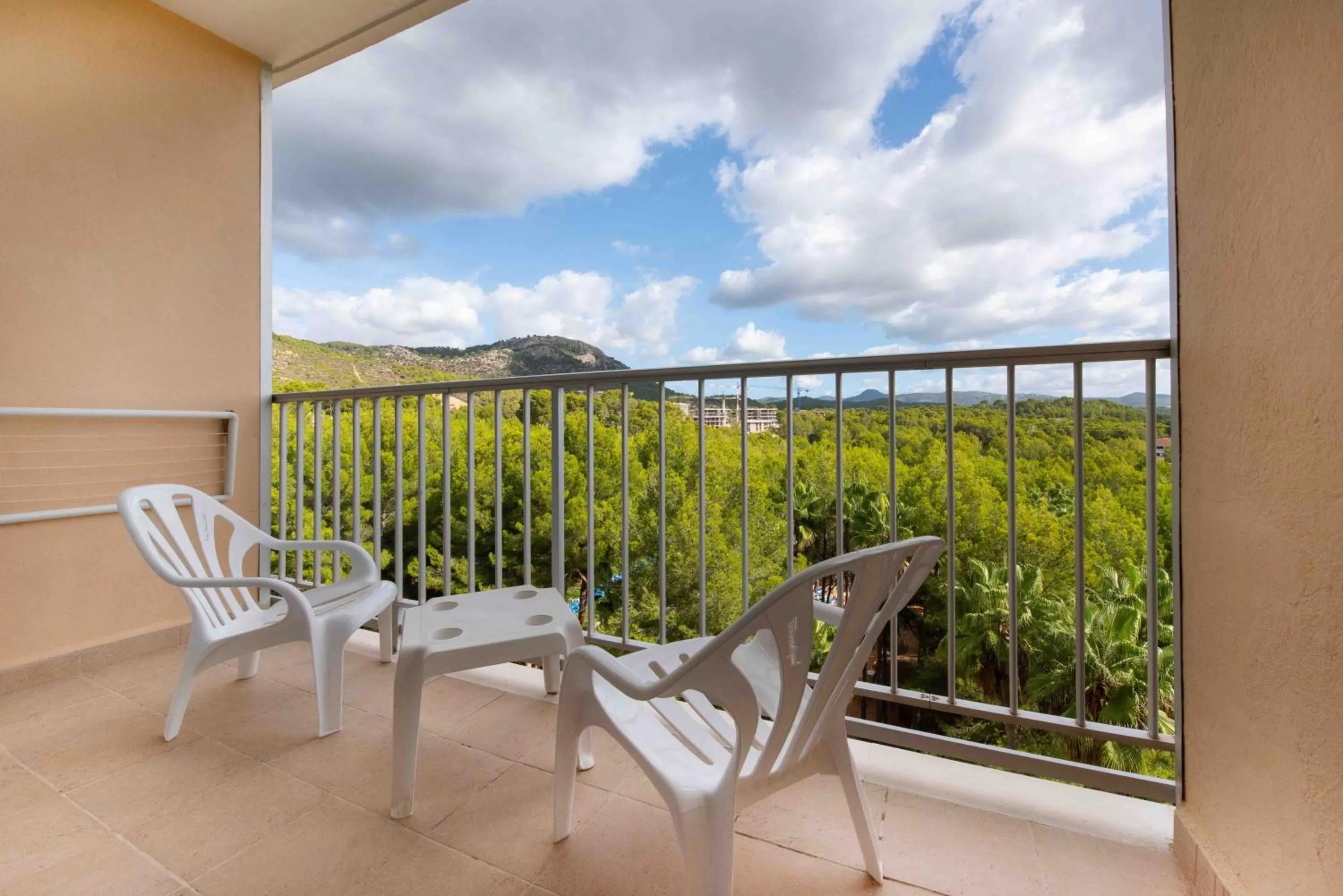Garden view in Valentin Grand Park Suite Hotel