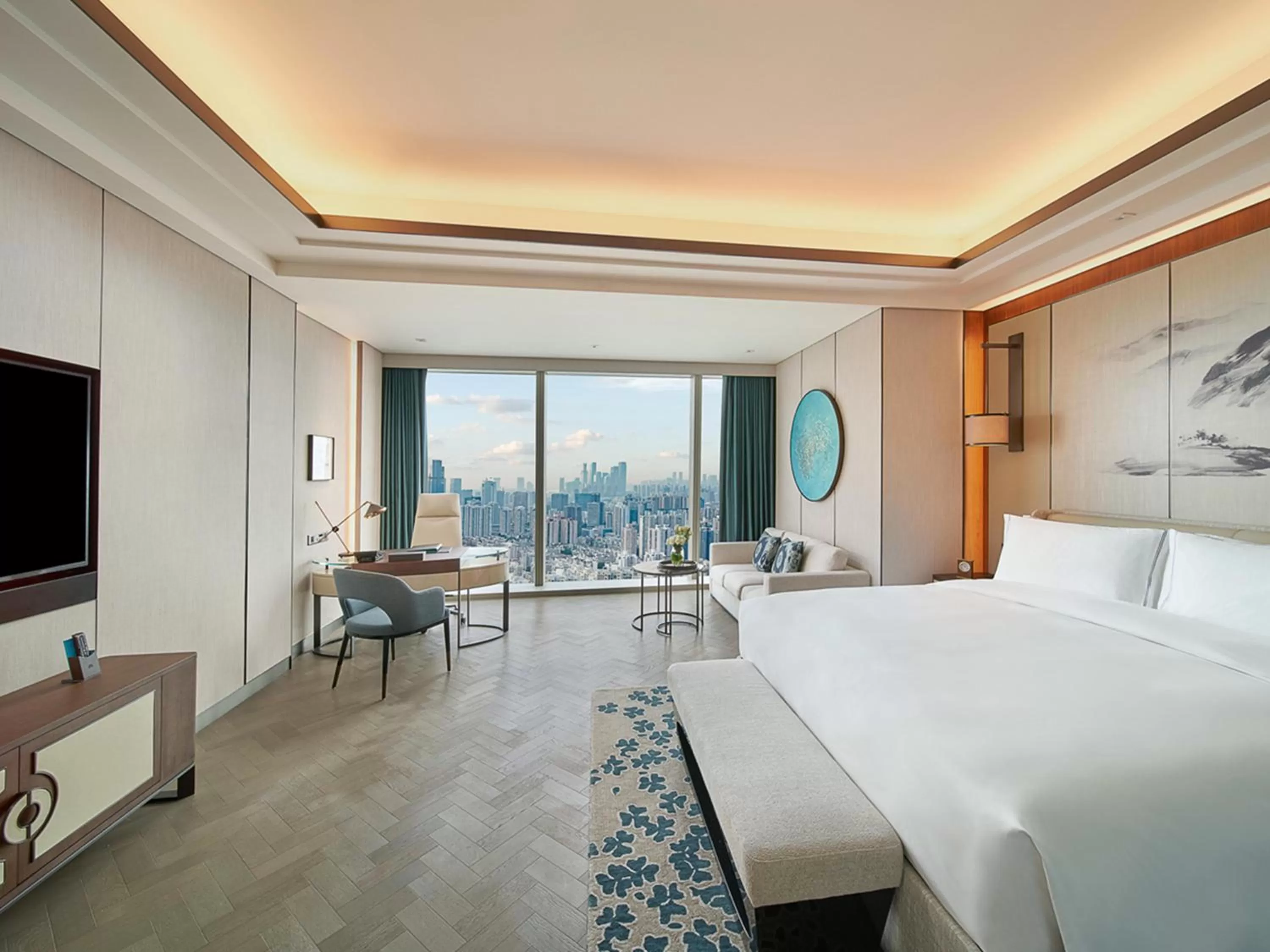 Bed in Raffles Shenzhen, Situated in the heart of One Shenzhen Bay, Book Now to Enjoy Free Minibar and Happy Hour Privileges at Long Bar on 71F