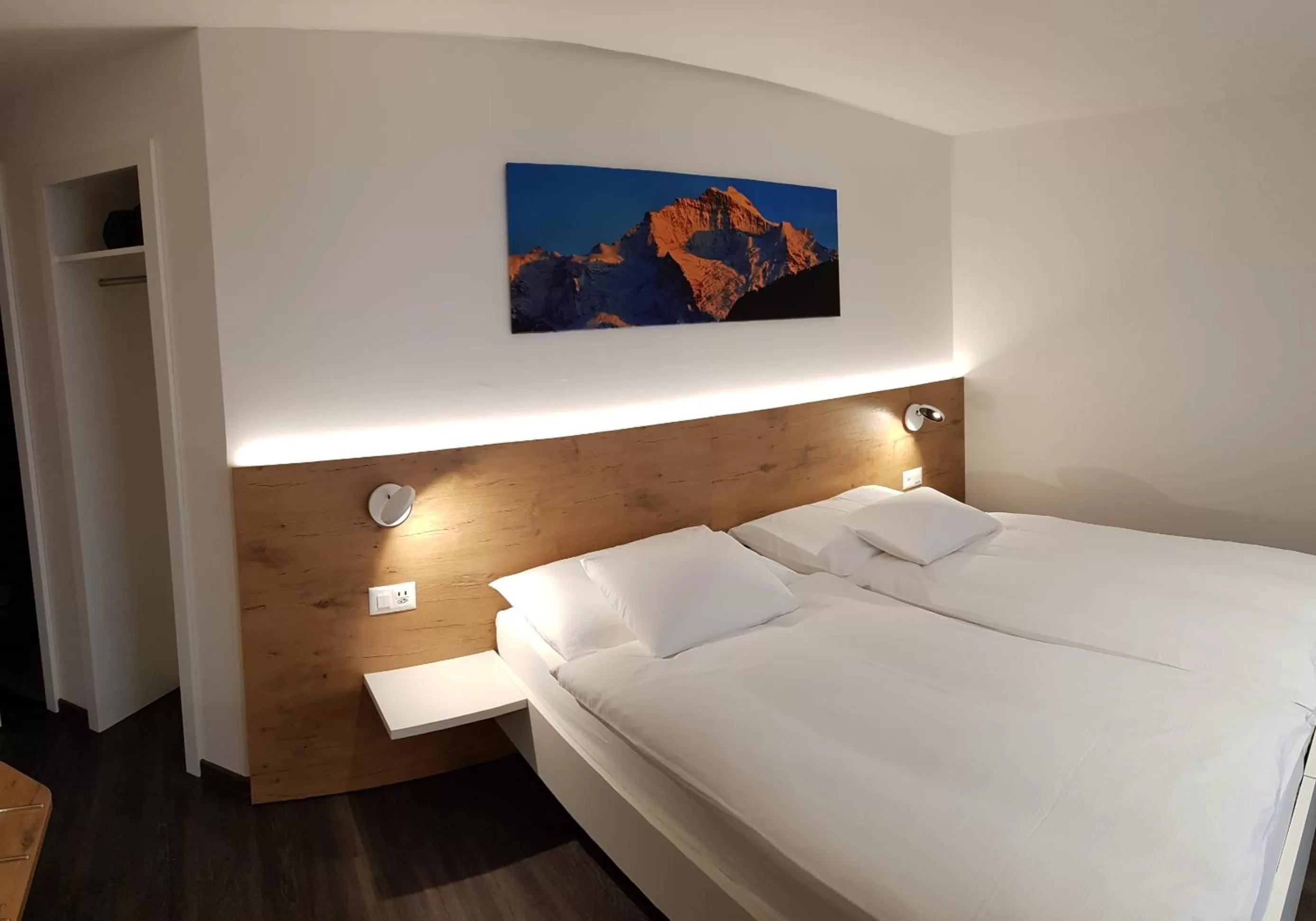 Photo of the whole room, Bed in Hotel Bernerhof