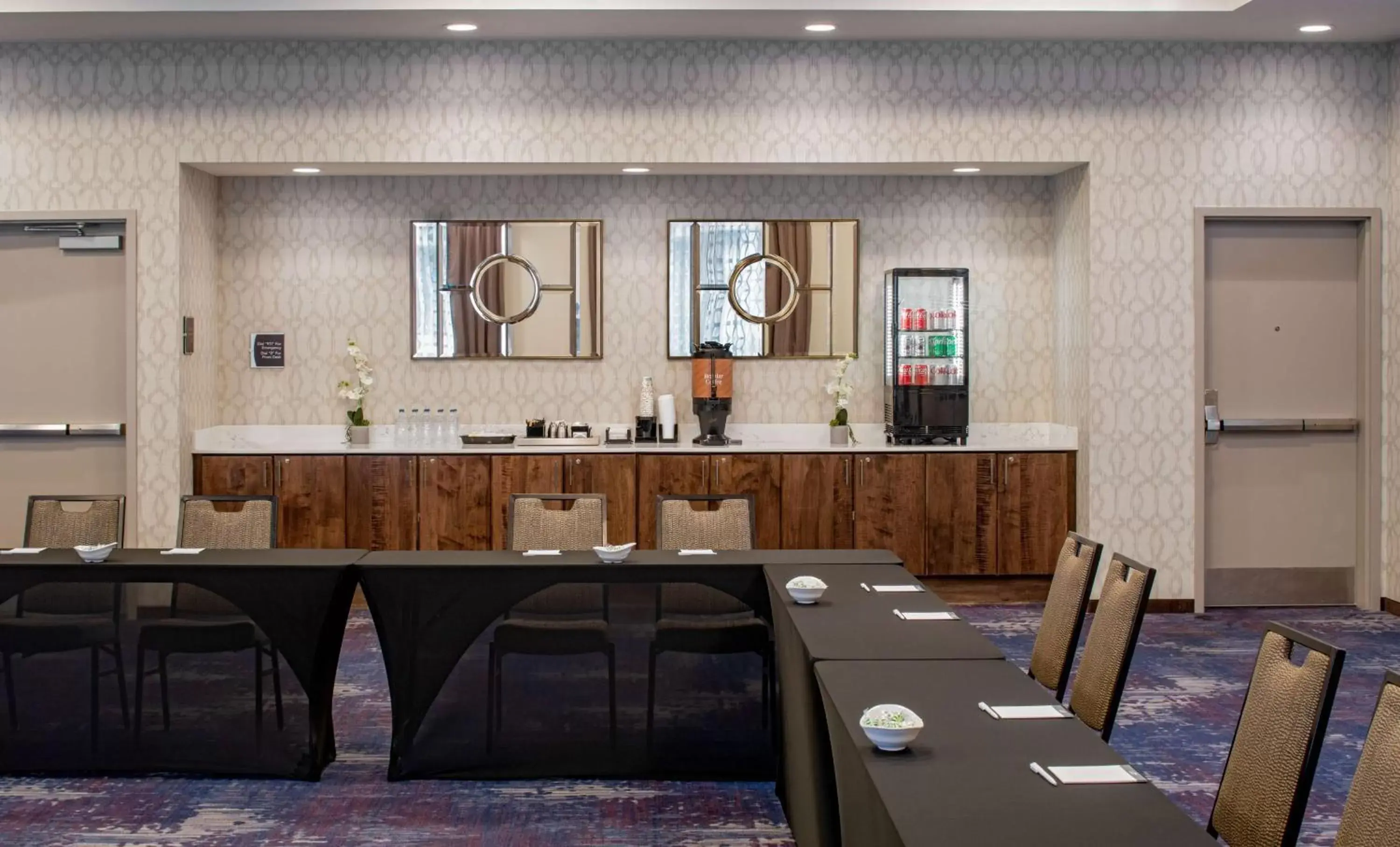 Meeting/conference room, Restaurant/Places to Eat in Homewood Suites By Hilton New Orleans French Quarter