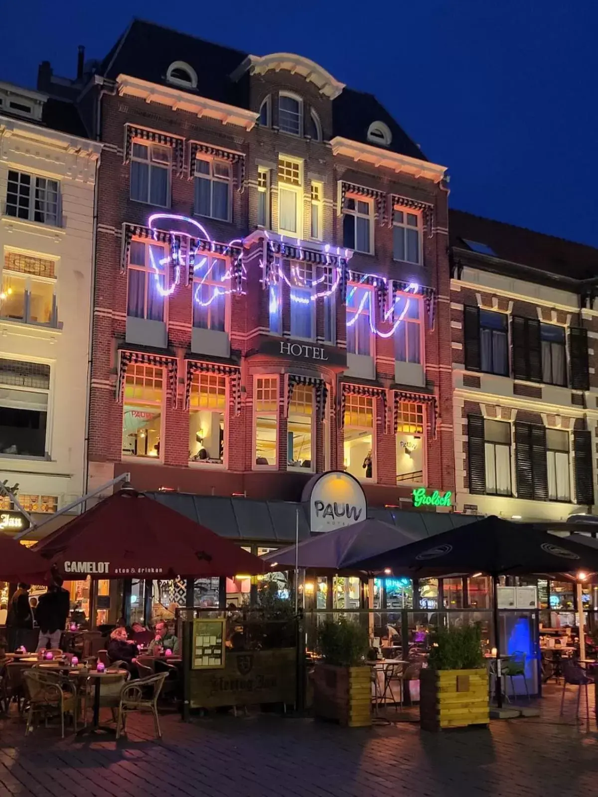 Property Building in Hotel Pauw