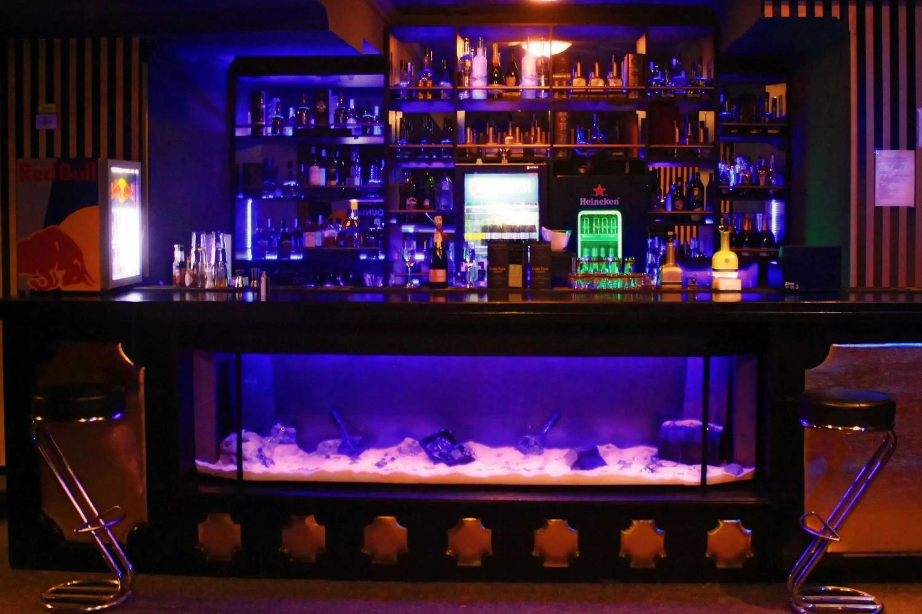 Nightclub / DJ, Lounge/Bar in Phoenicia Grand Hotel