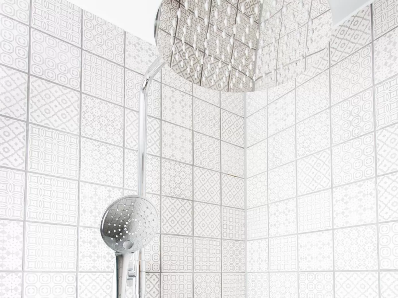 Bathroom in The Cornish Arms