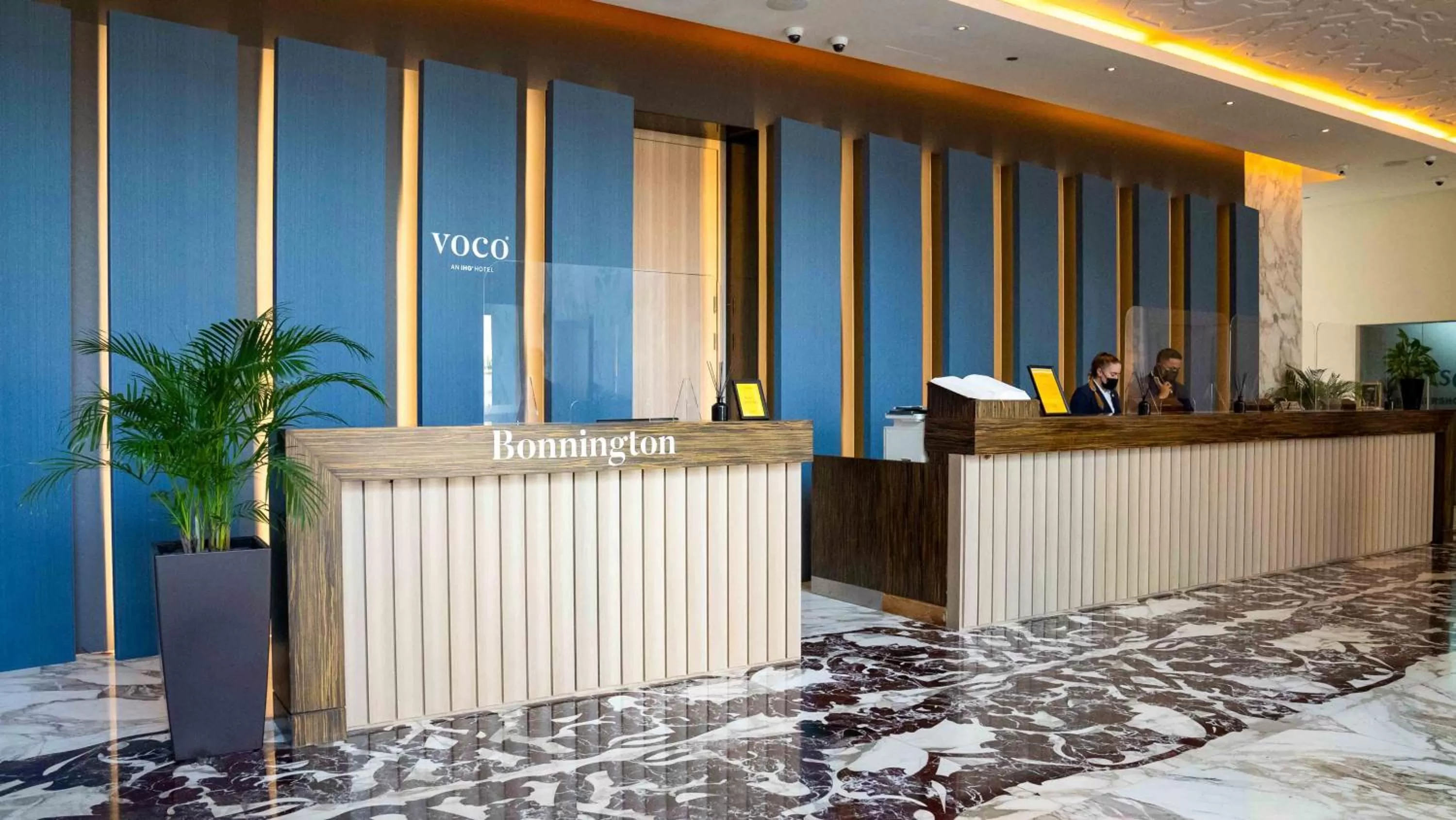 Lobby or reception in voco - Bonnington Dubai by IHG