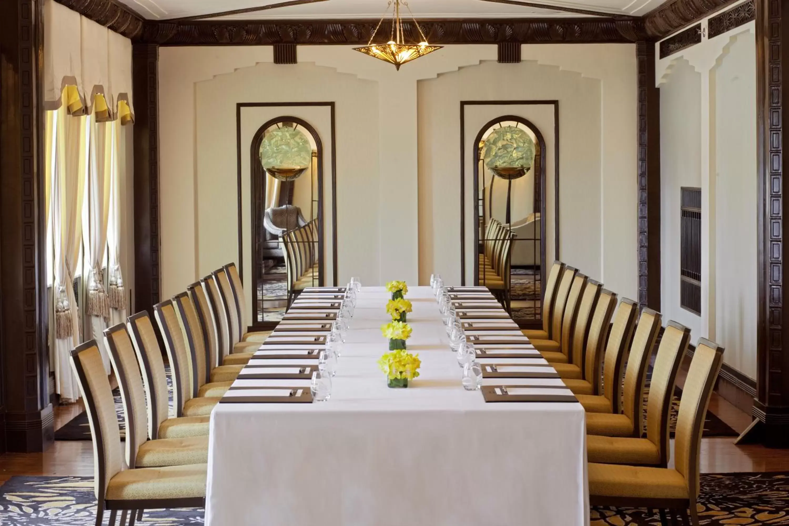 Meeting/conference room in Fairmont Peace Hotel On the Bund (Start your own story with the BUND)