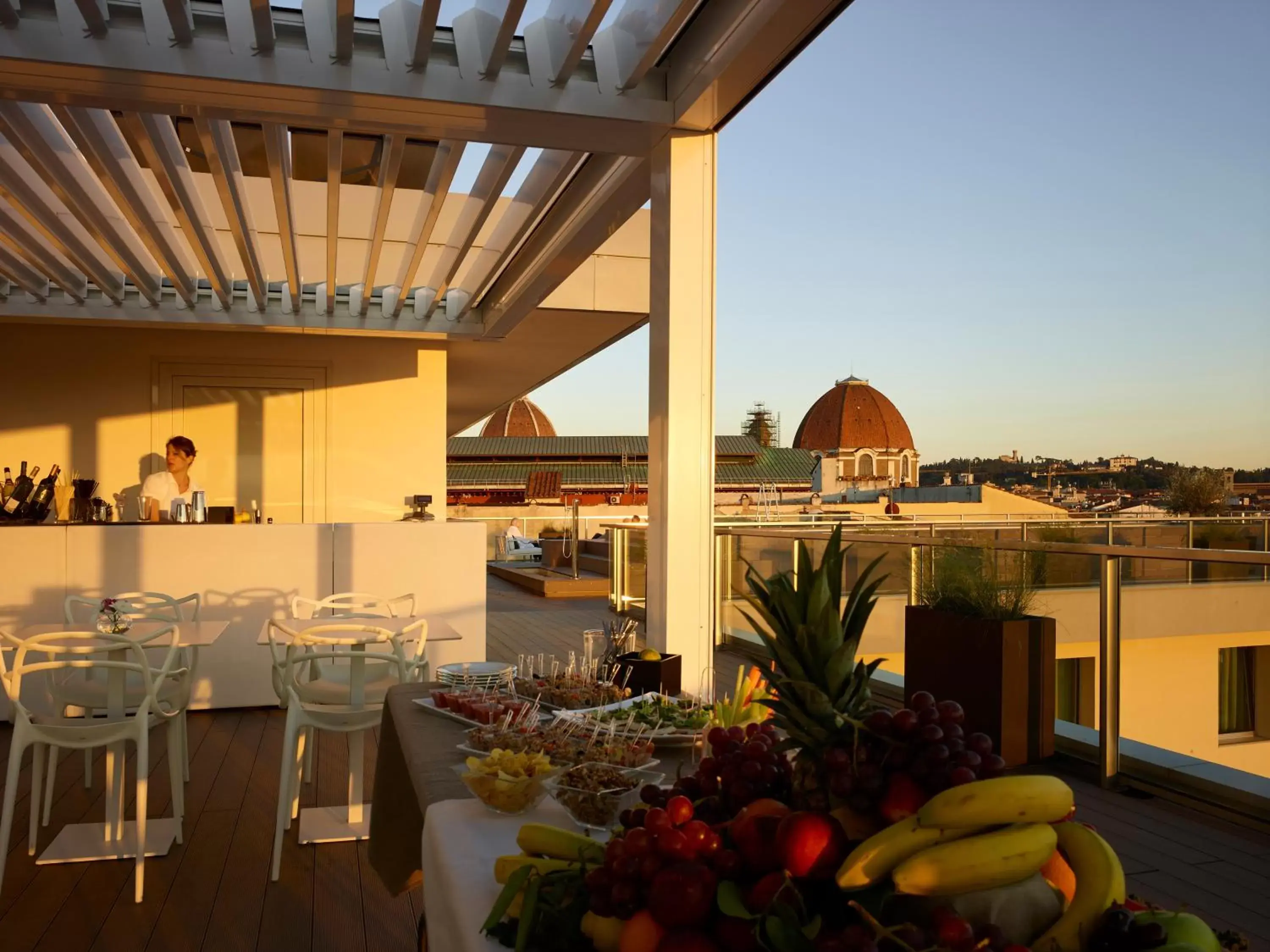 Balcony/Terrace, Restaurant/Places to Eat in Hotel Glance In Florence