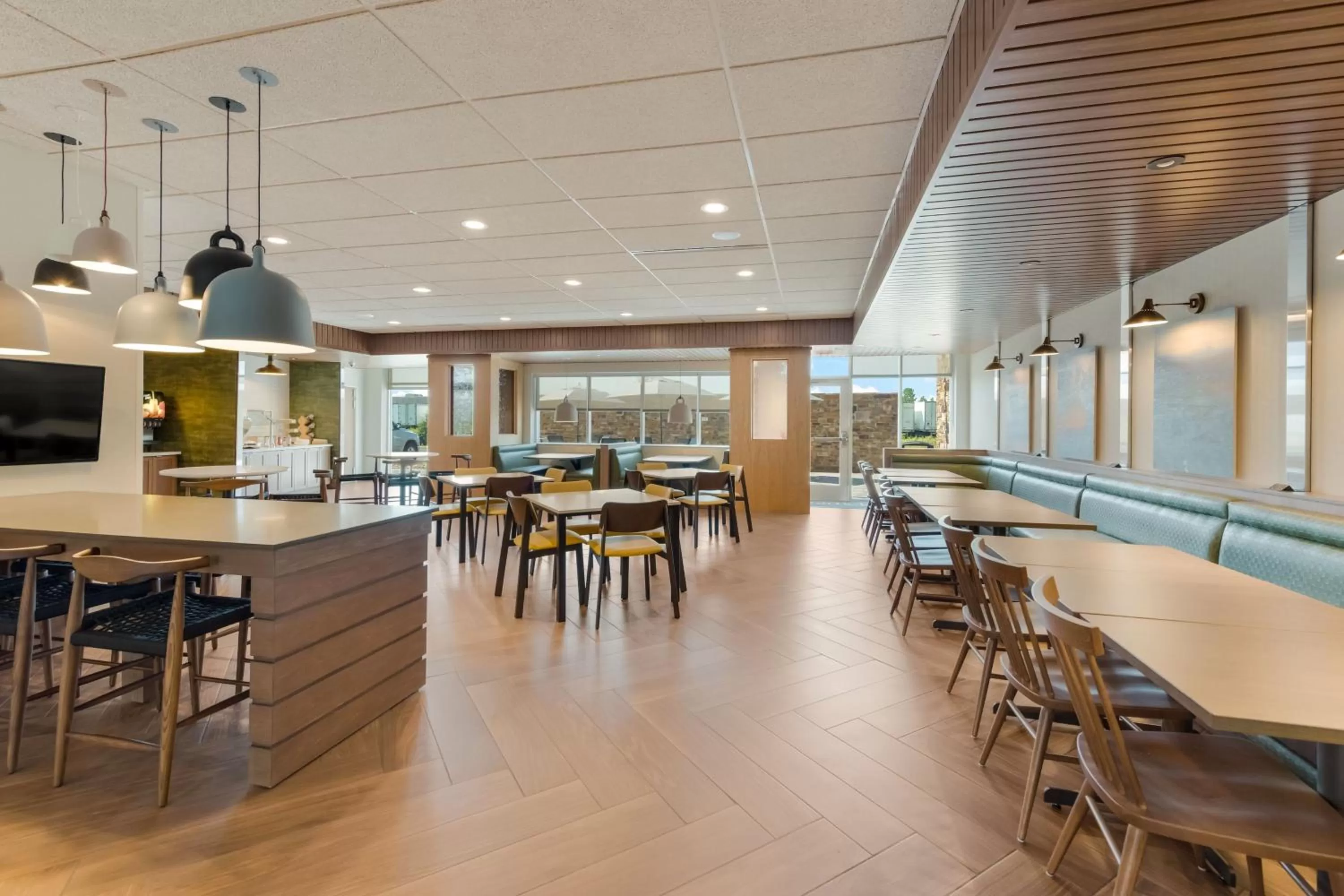 Breakfast in Fairfield by Marriott Inn & Suites Columbus Canal Winchester