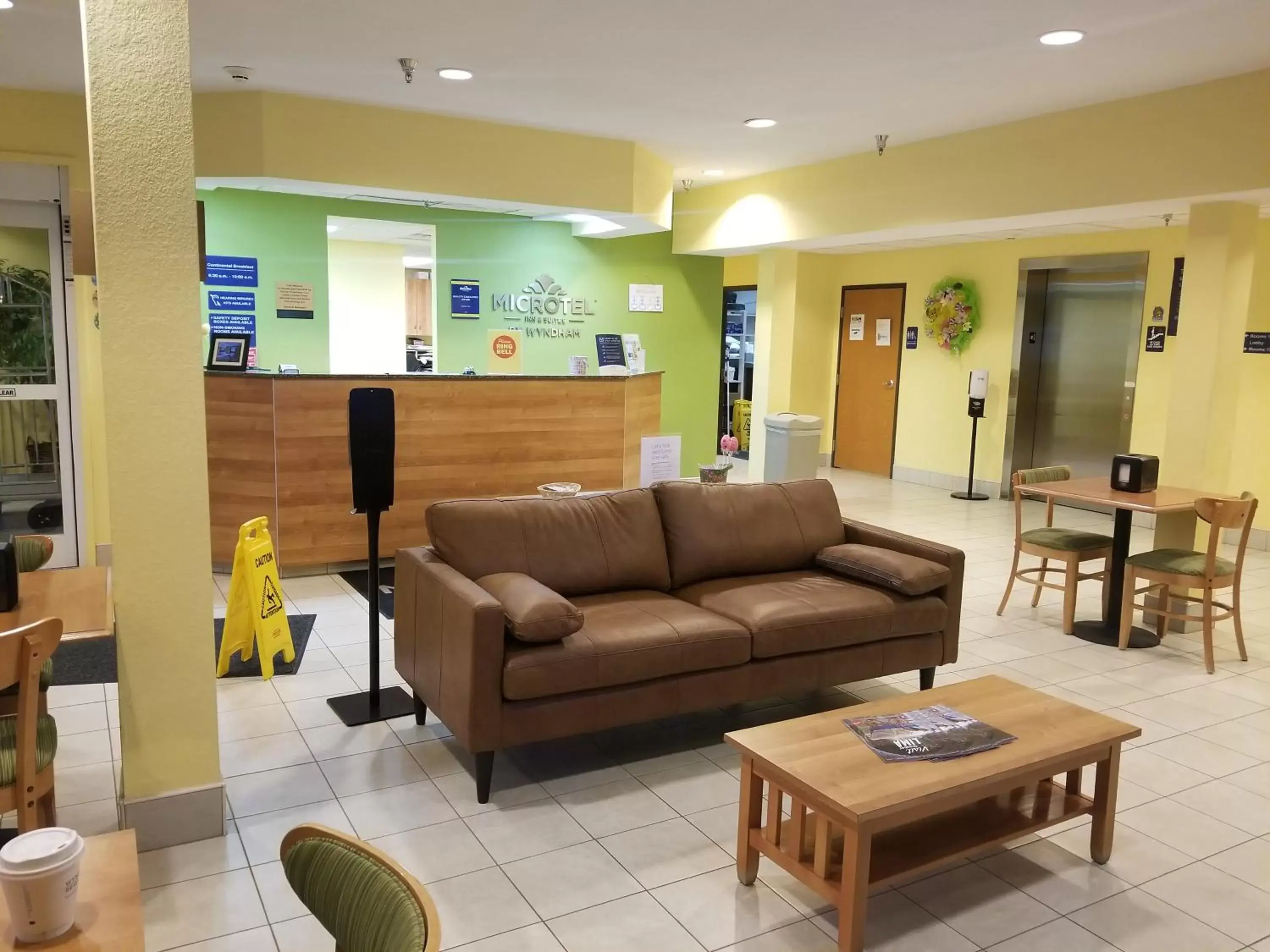 Lobby or reception in Microtel Inn & Suites by Wyndham Delphos