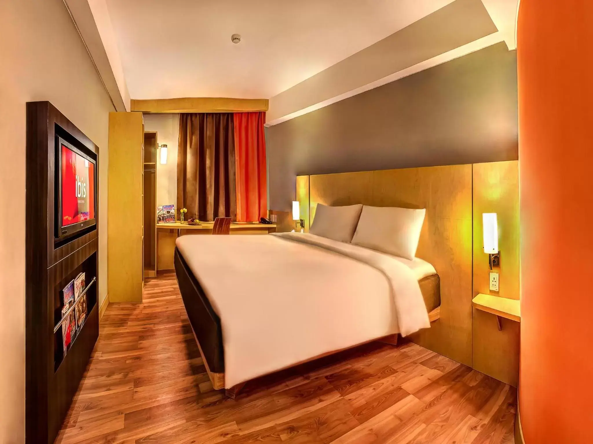 Standard Double Room with Mountain View in Ibis Padang