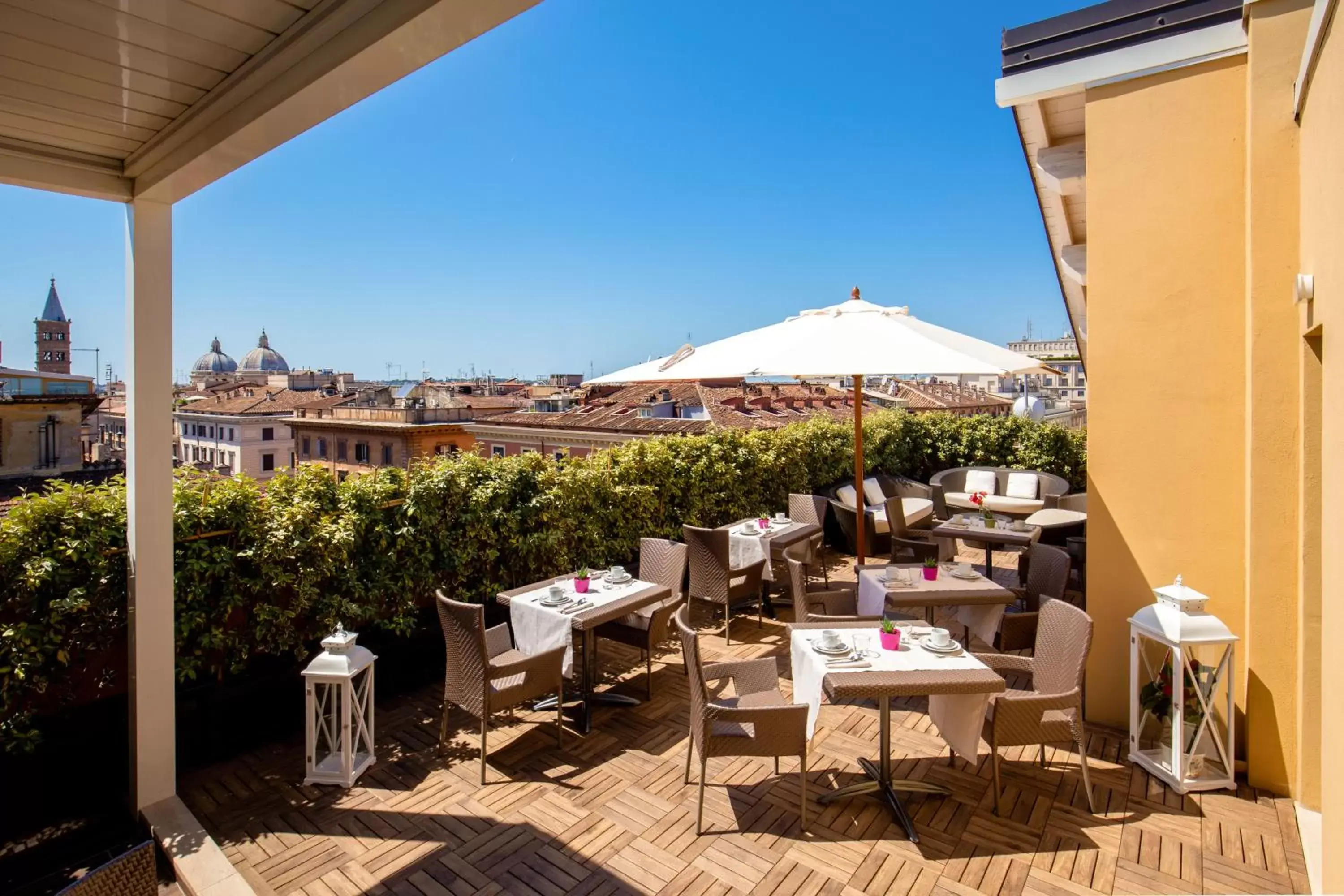 Balcony/Terrace, Restaurant/Places to Eat in Hotel Gioberti