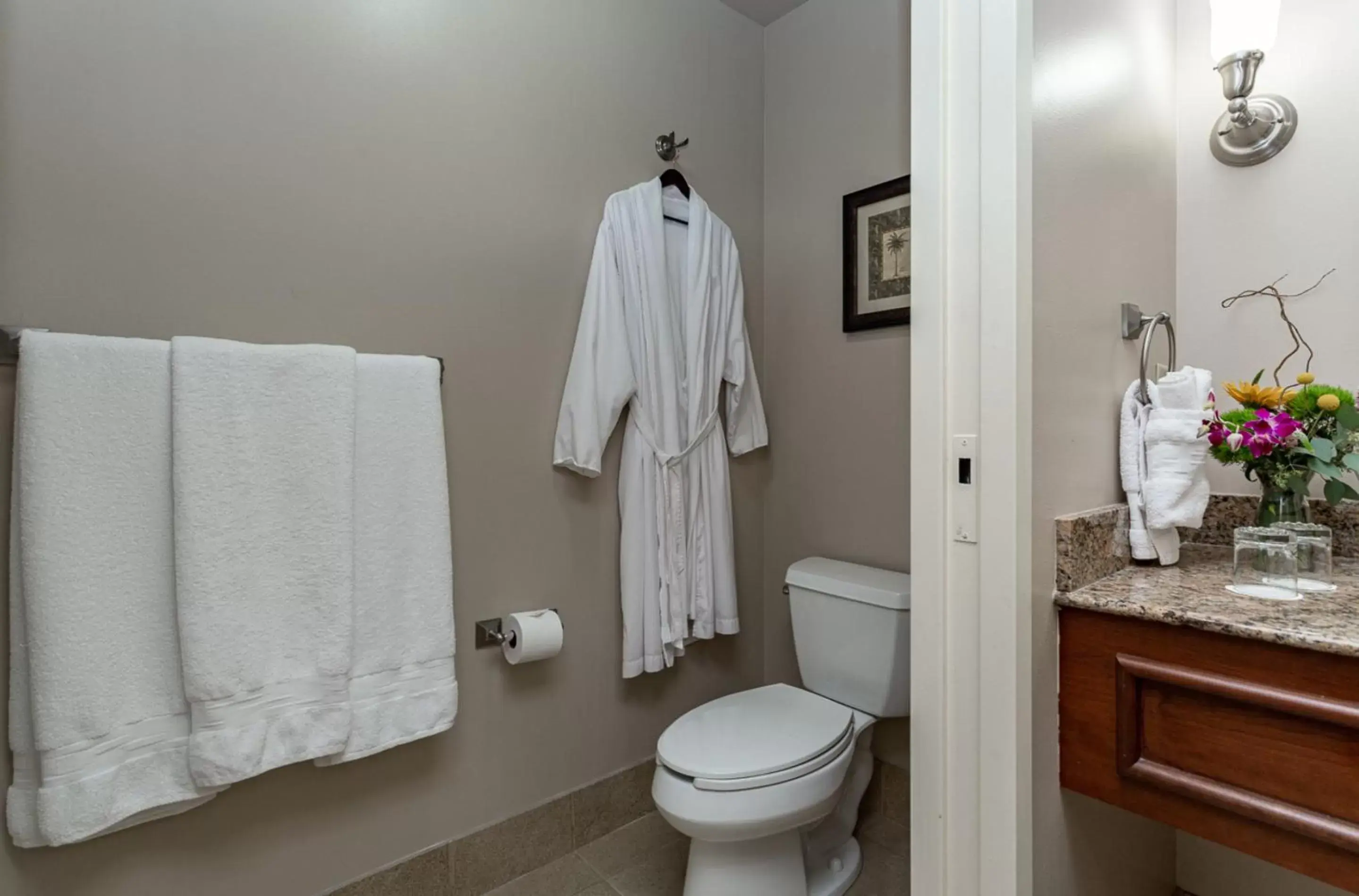 Bathroom in Jefferson Street Inn, a Member of Radisson Individuals