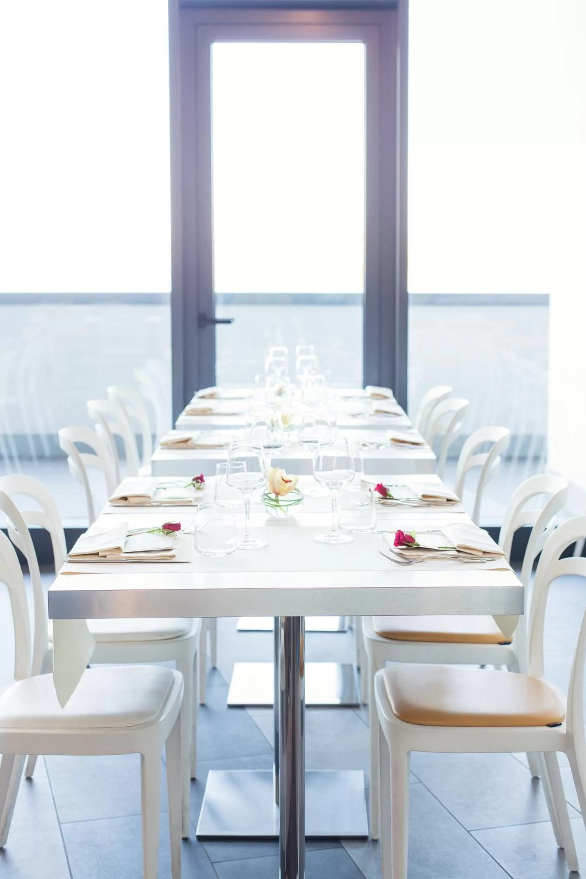 Restaurant/places to eat in Ibis Styles Roma Eur