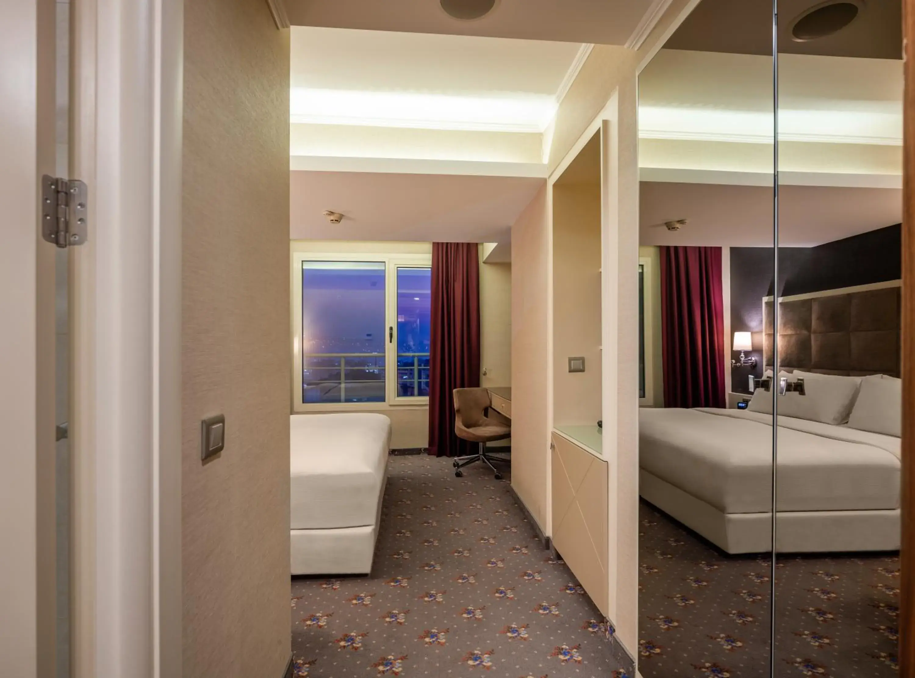 DoubleTree By Hilton Hotel Izmir - Alsancak
