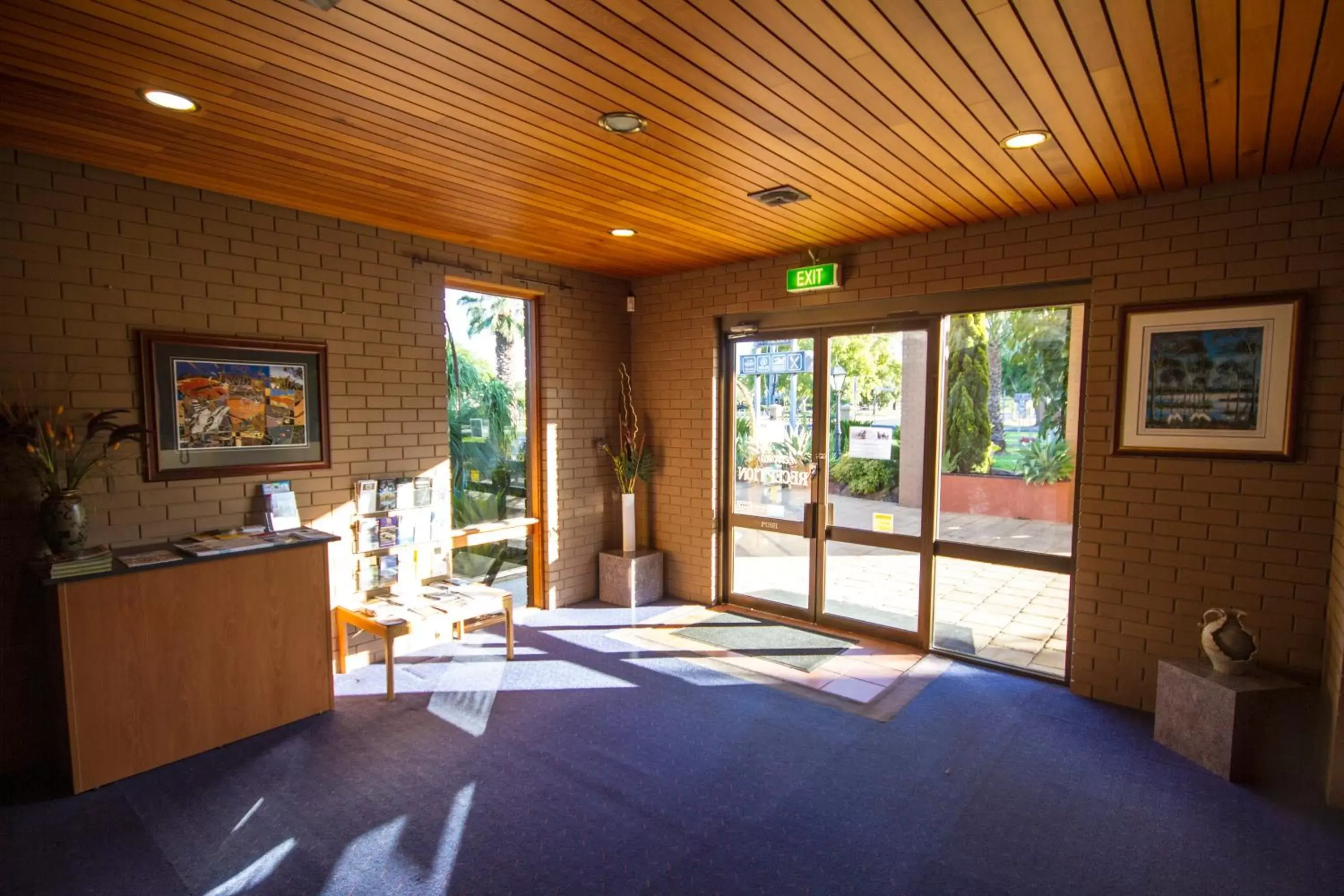 Lobby or reception in Mildura Motor Inn