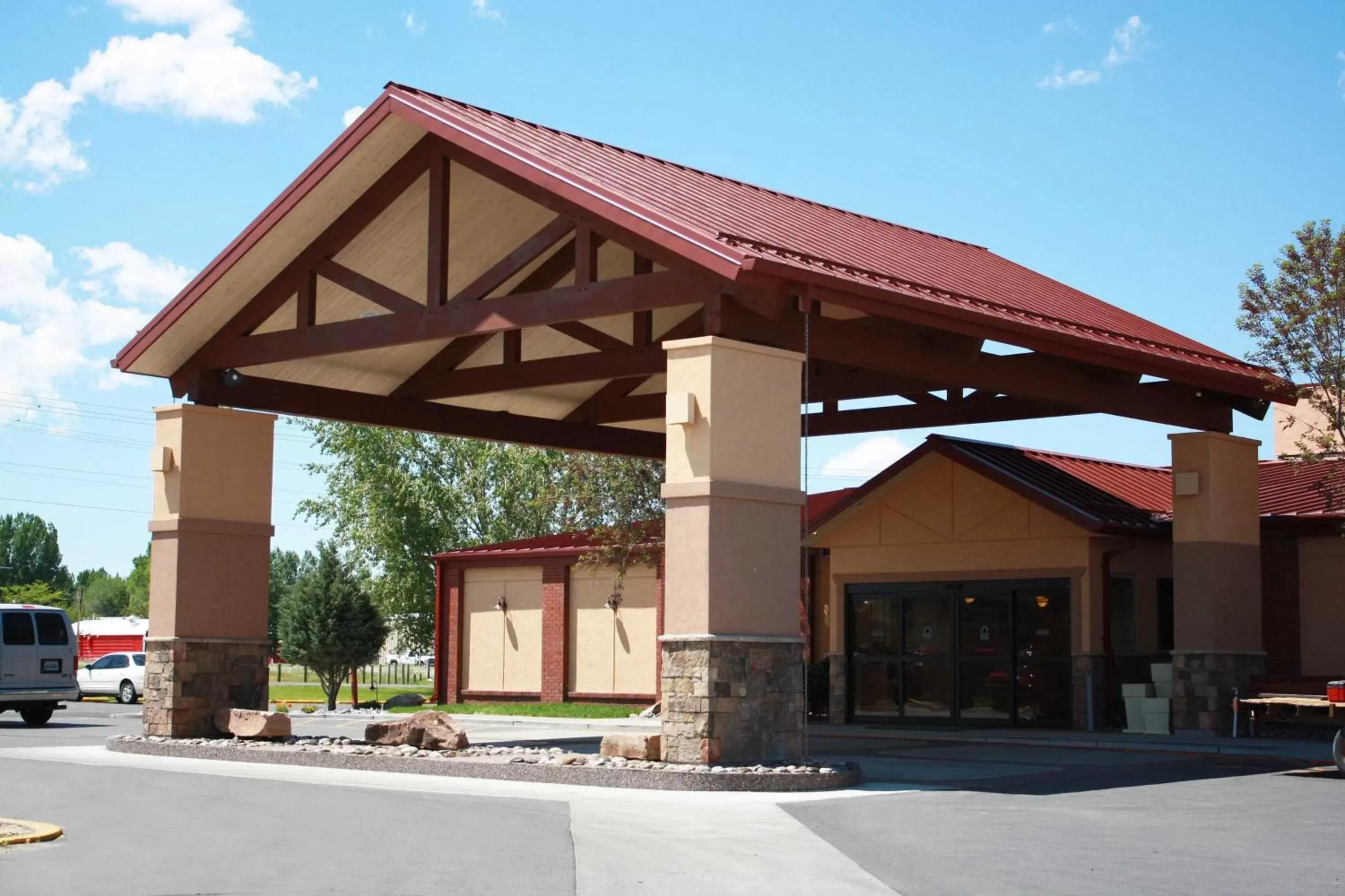 Property Building in Holiday Inn Riverton-Convention Center, an IHG Hotel