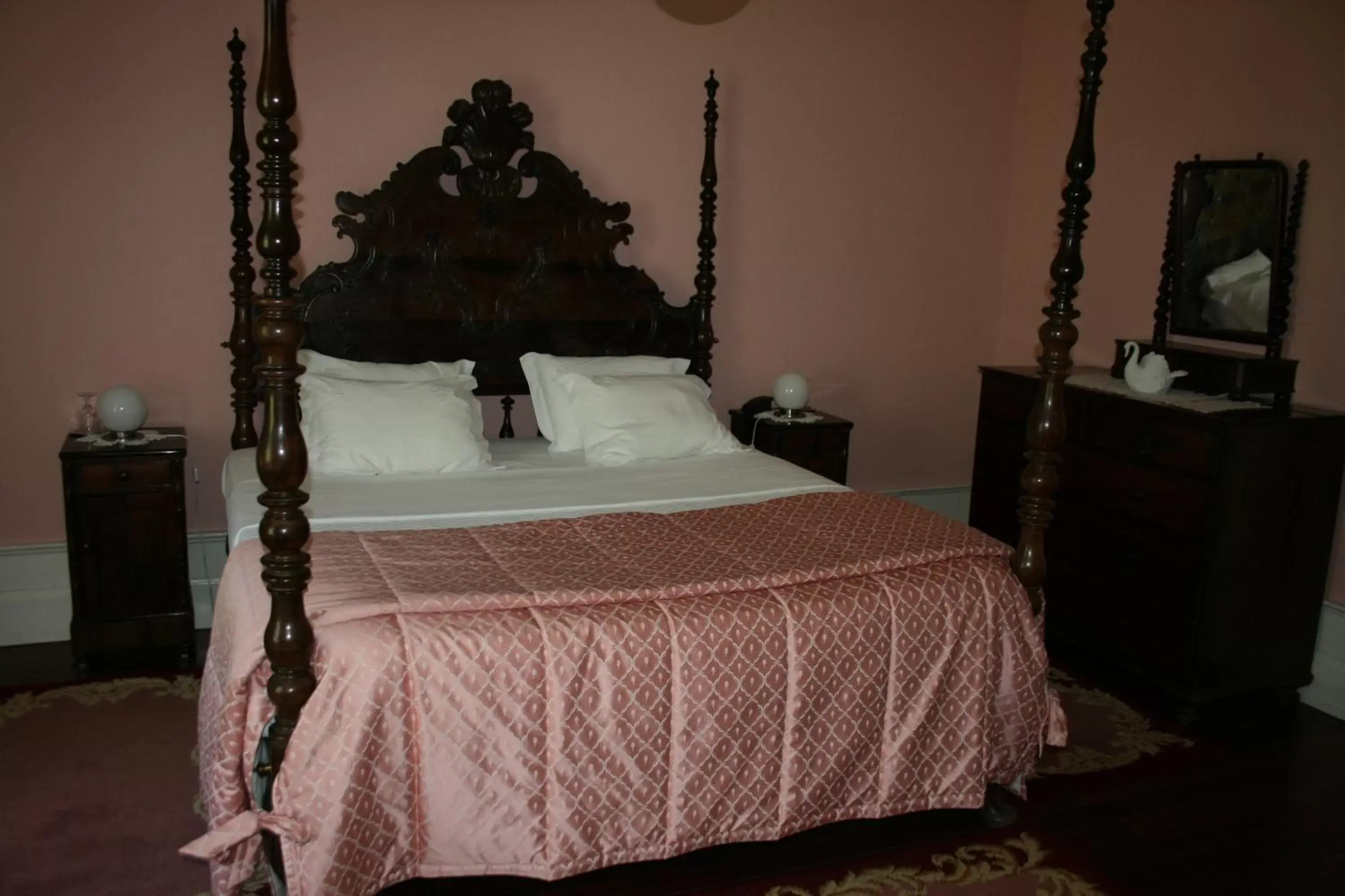 Photo of the whole room, Bed in Quinta da Ermida - Turismo de Habitacao