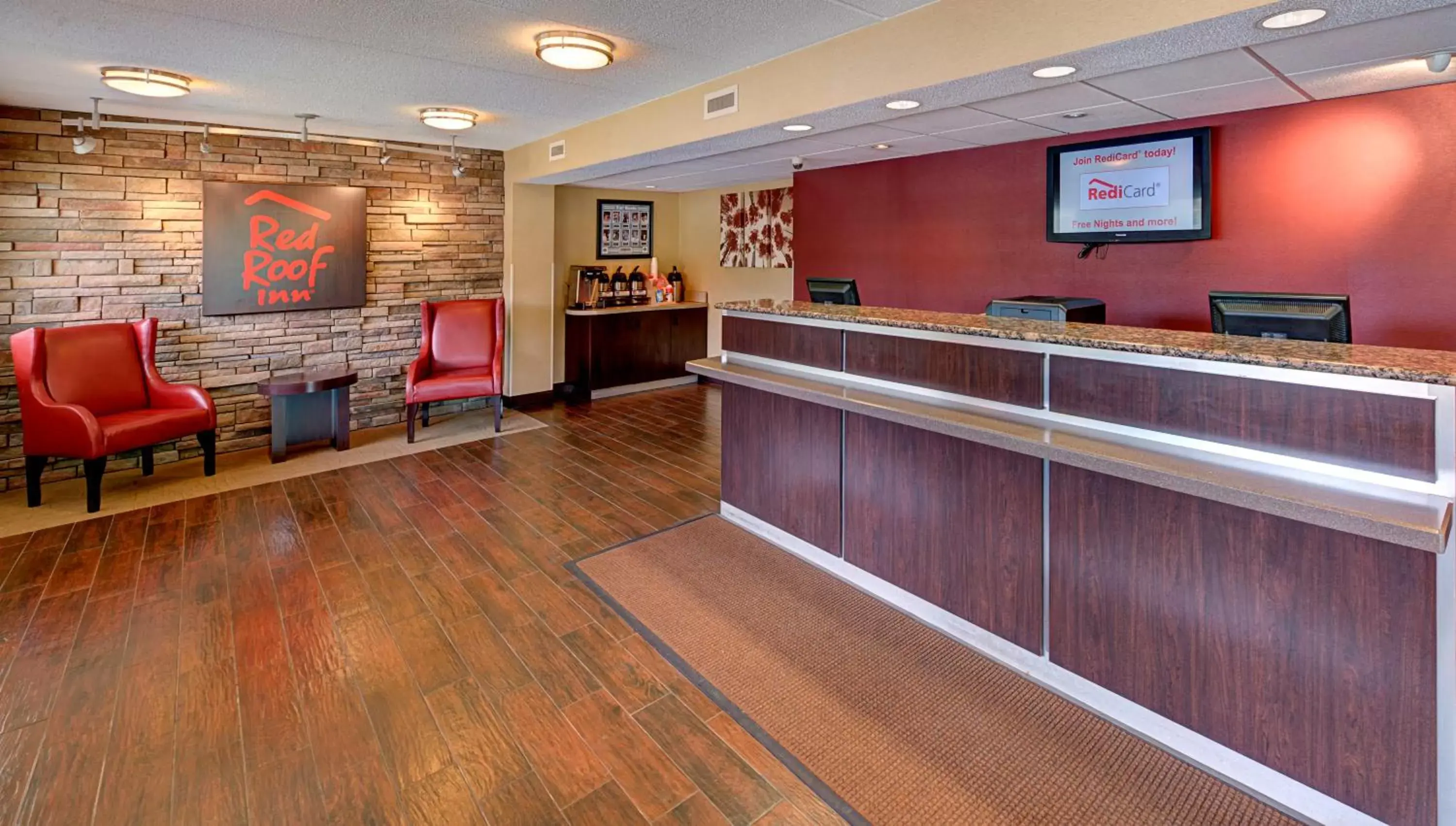 Lobby or reception, Lobby/Reception in Red Roof Inn Chapel Hill - UNC