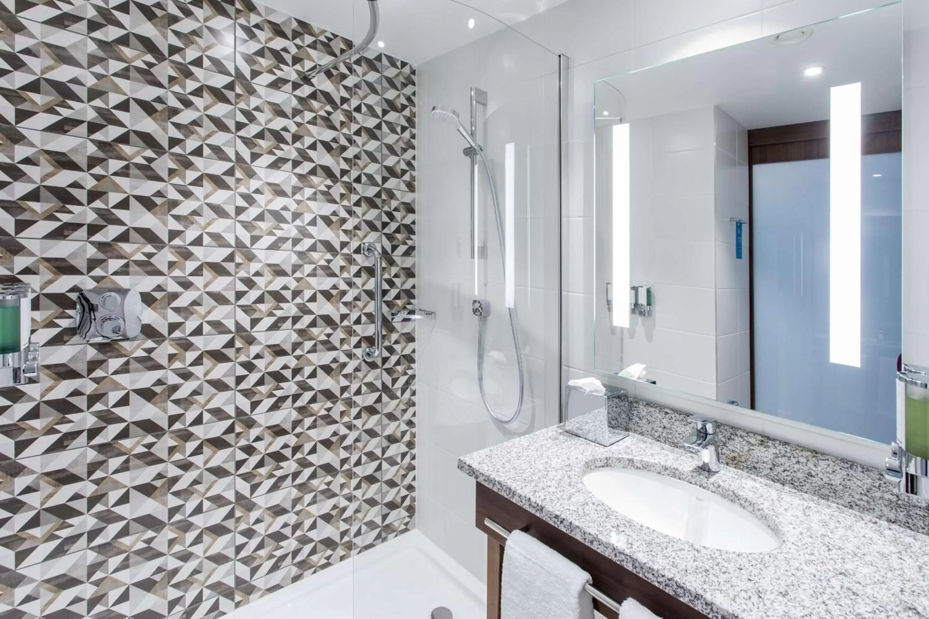 Bathroom in Hampton By Hilton Gdansk Oliwa