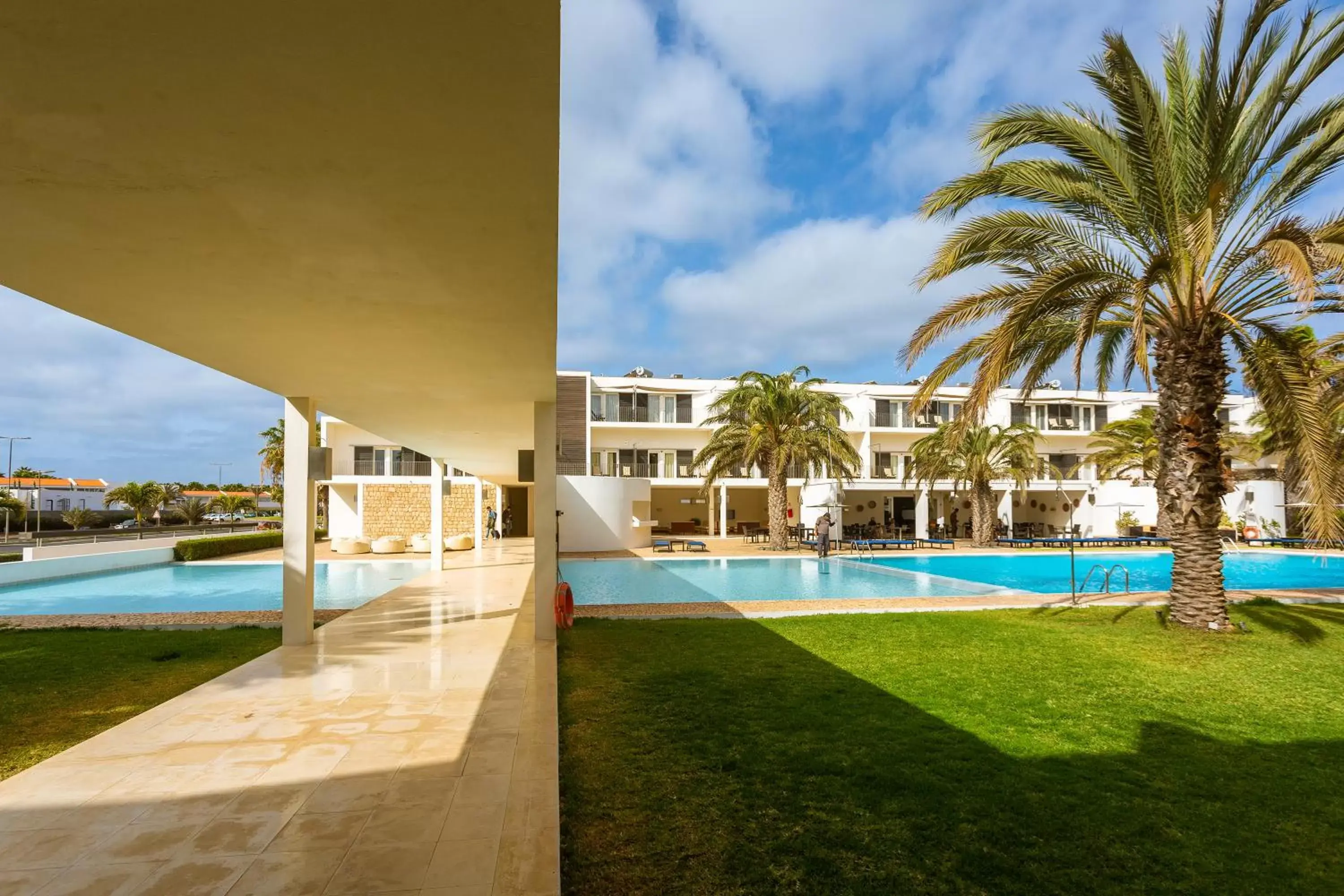 Property building, Swimming Pool in Hotel Dunas de Sal