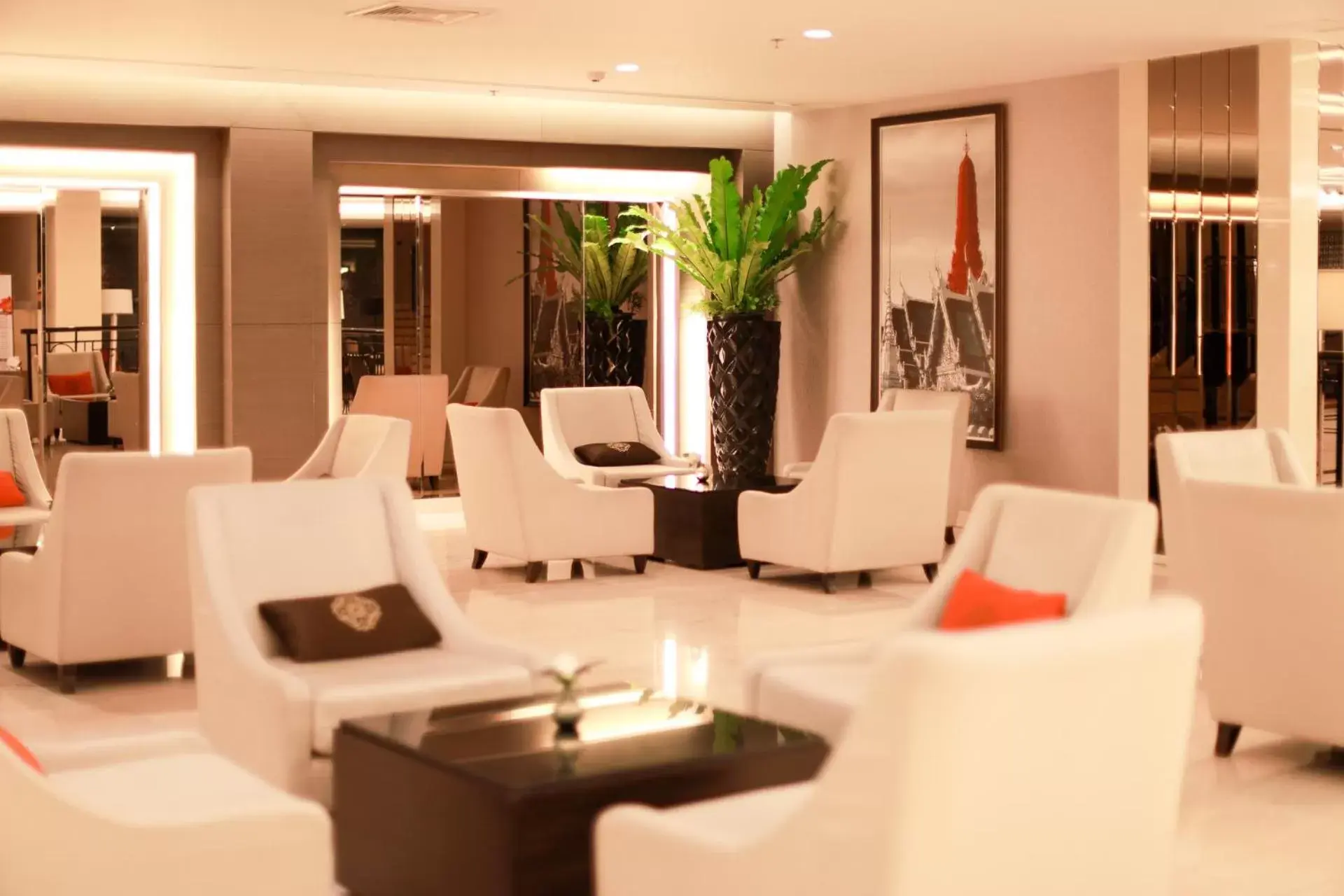 Lobby or reception in Mandarin Hotel Managed by Centre Point