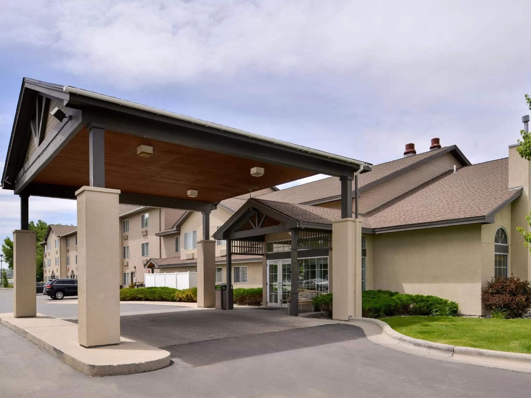 Property building in Kelly Inn Billings