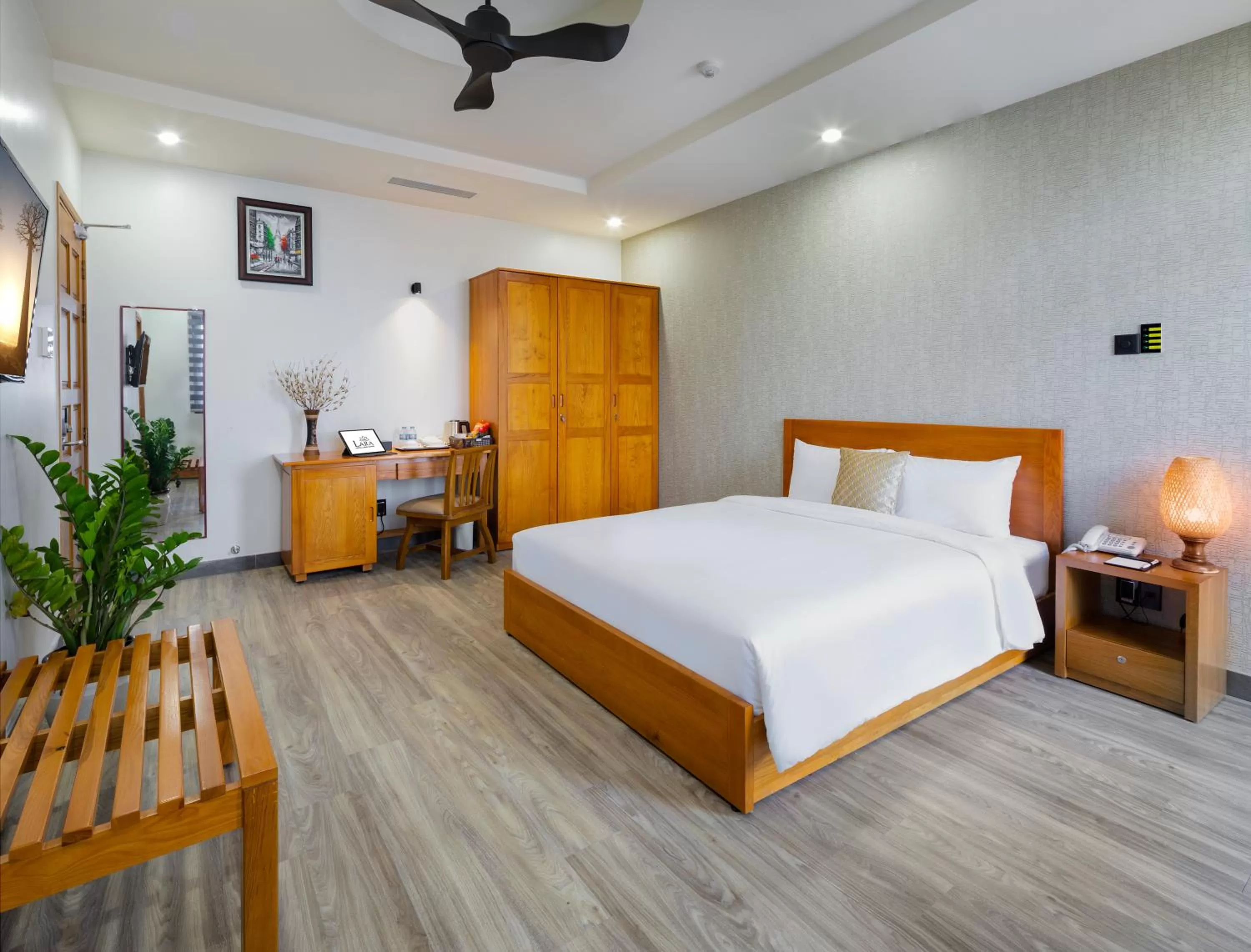 Bed in LARA HOTEL LONG XUYÊN