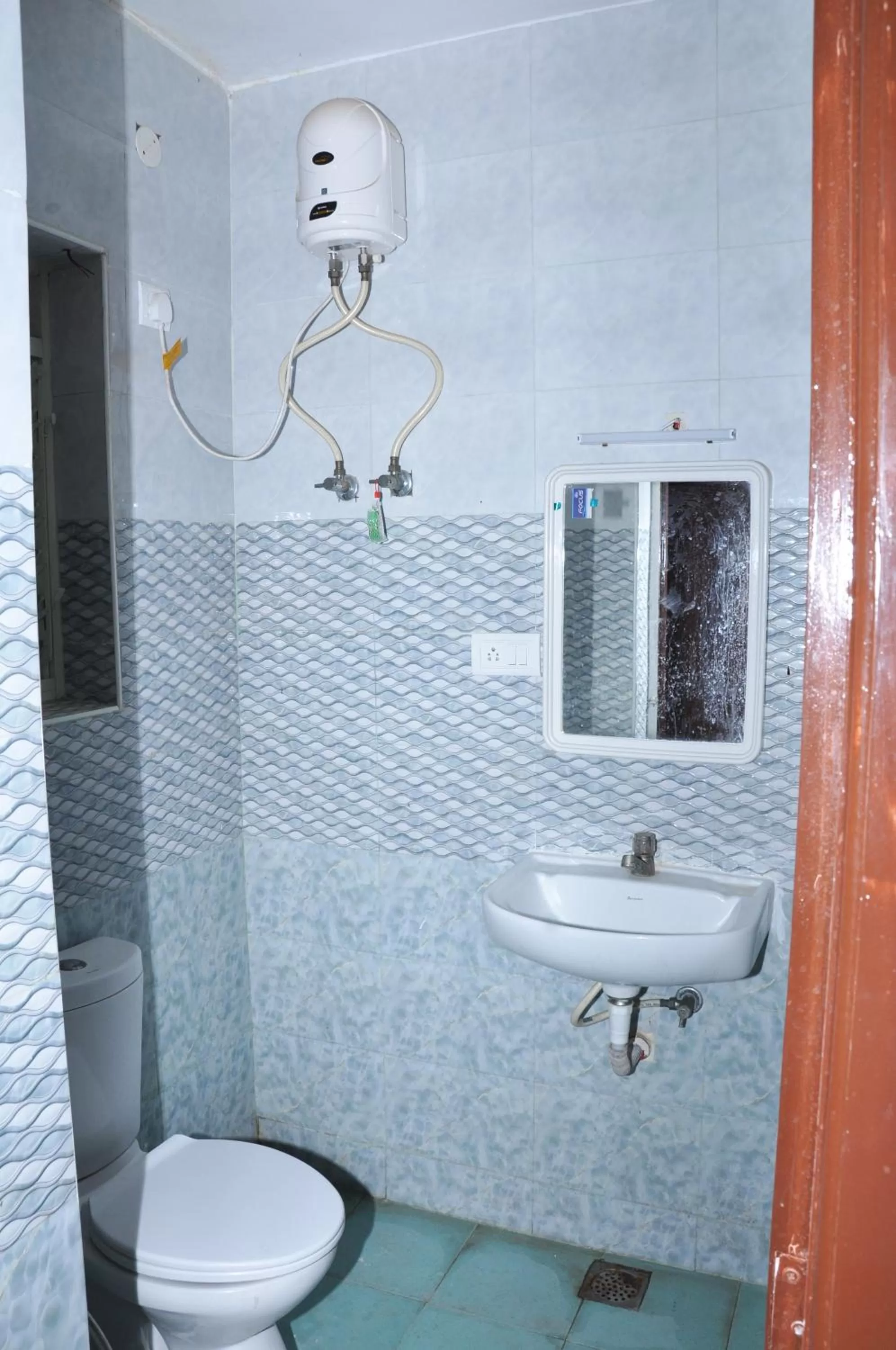 Deluxe King Room in Hotel O Kiruba Castle