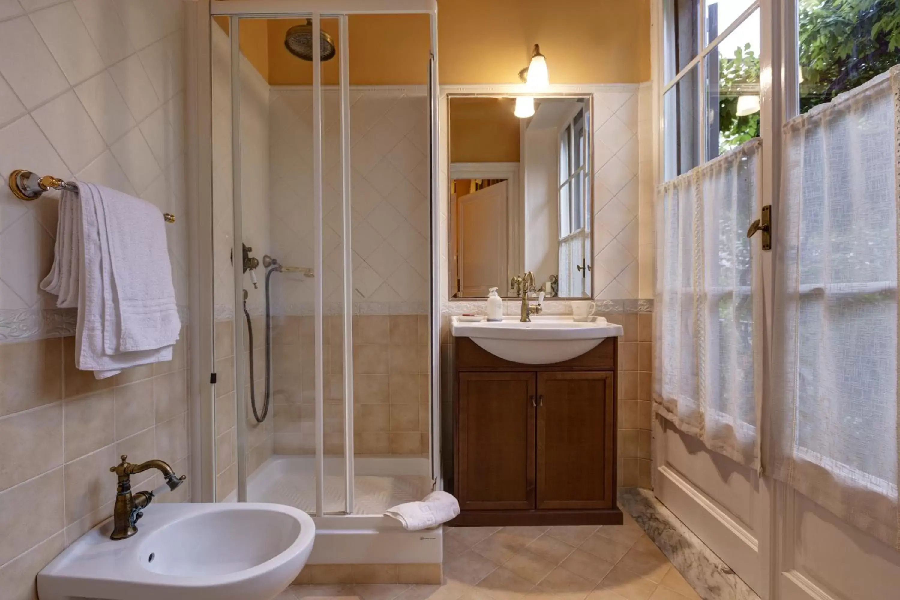 Bathroom in Episcopo Lipinsky Luxury Suites