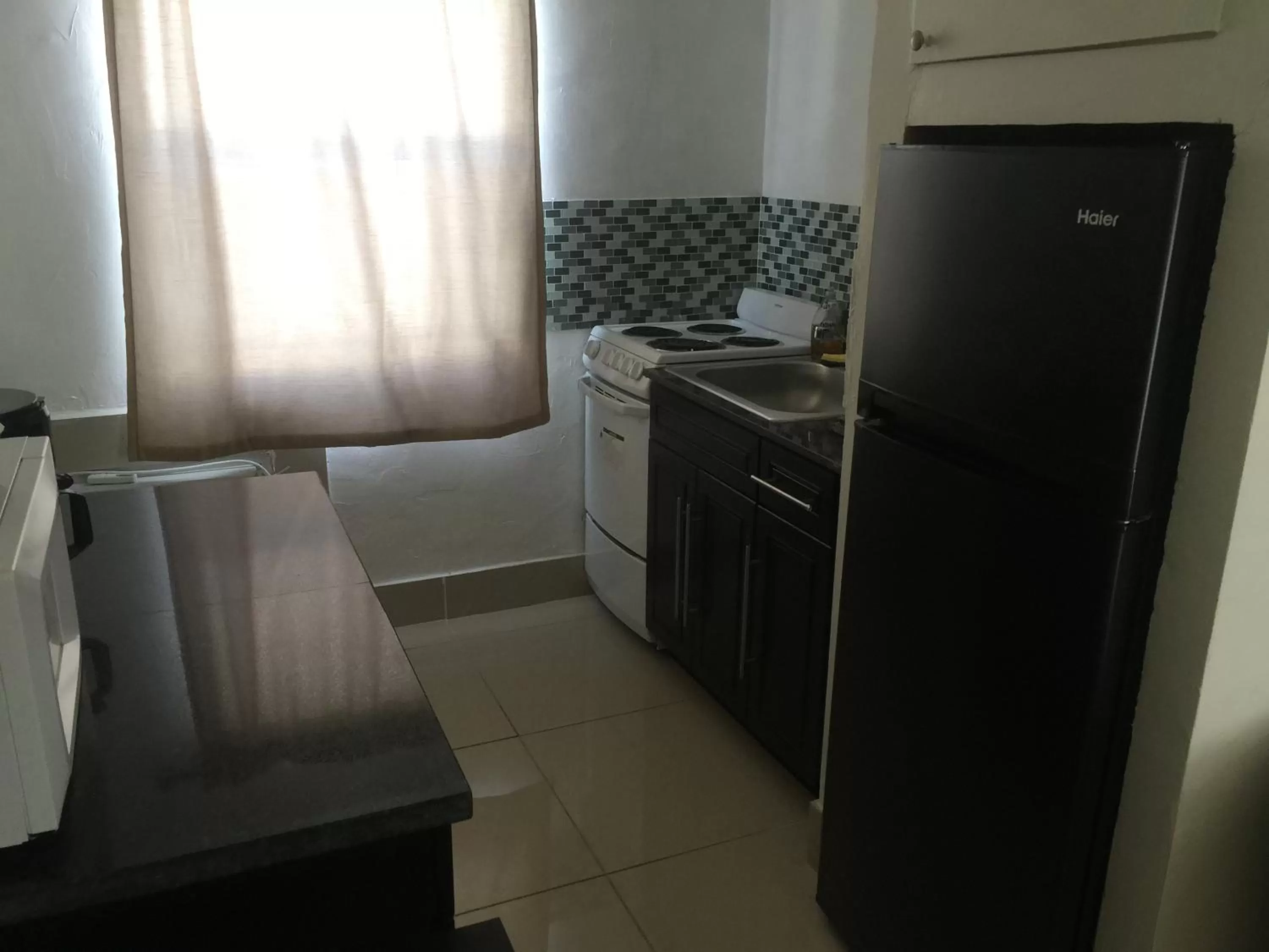 Kitchen or kitchenette, Kitchen/Kitchenette in Pelican By The Sea