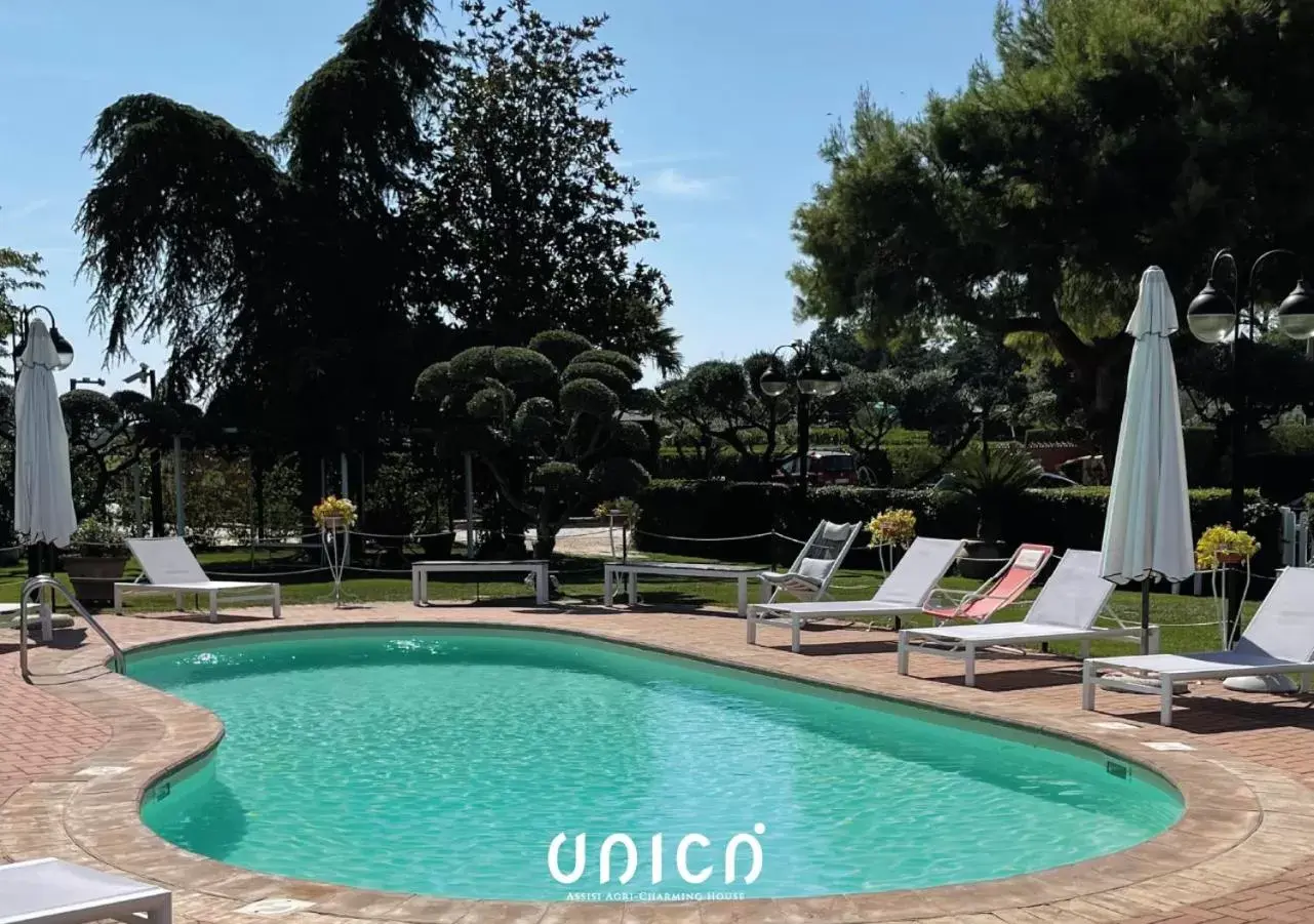 Swimming Pool in UNICA Assisi agri-charming house