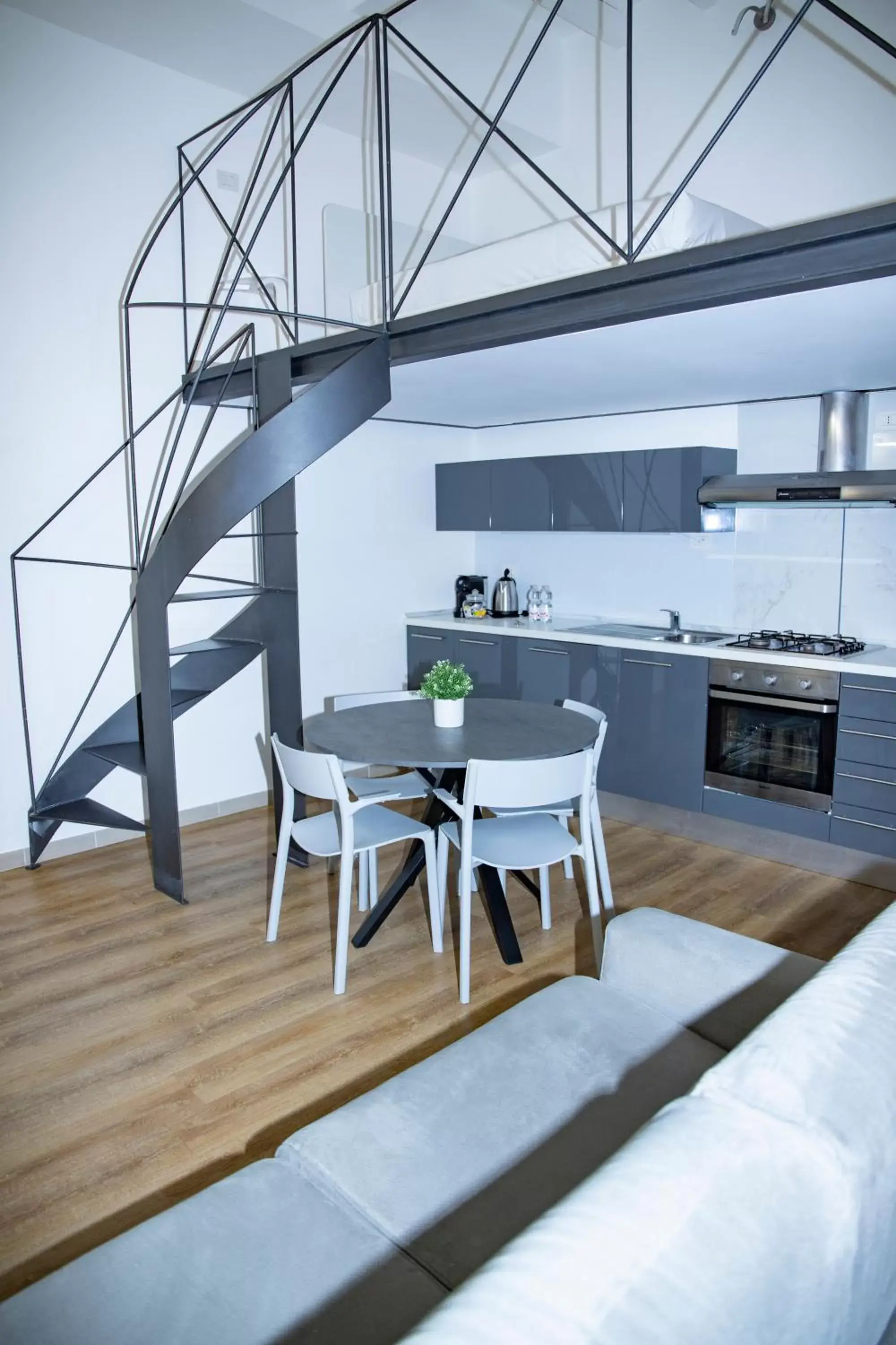 Kitchen or kitchenette in Easy Milano - Rooms and Apartments Navigli
