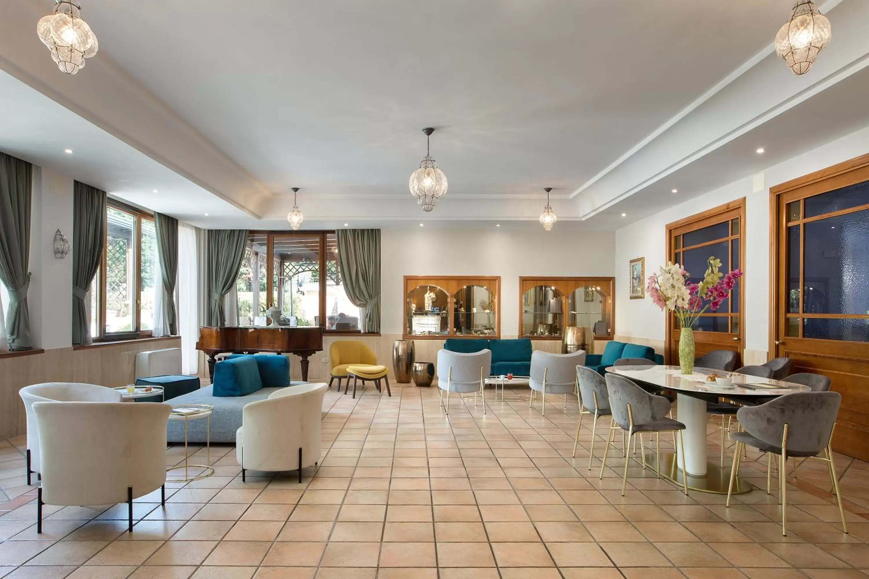 Lobby or reception in Montespina Park Hotel