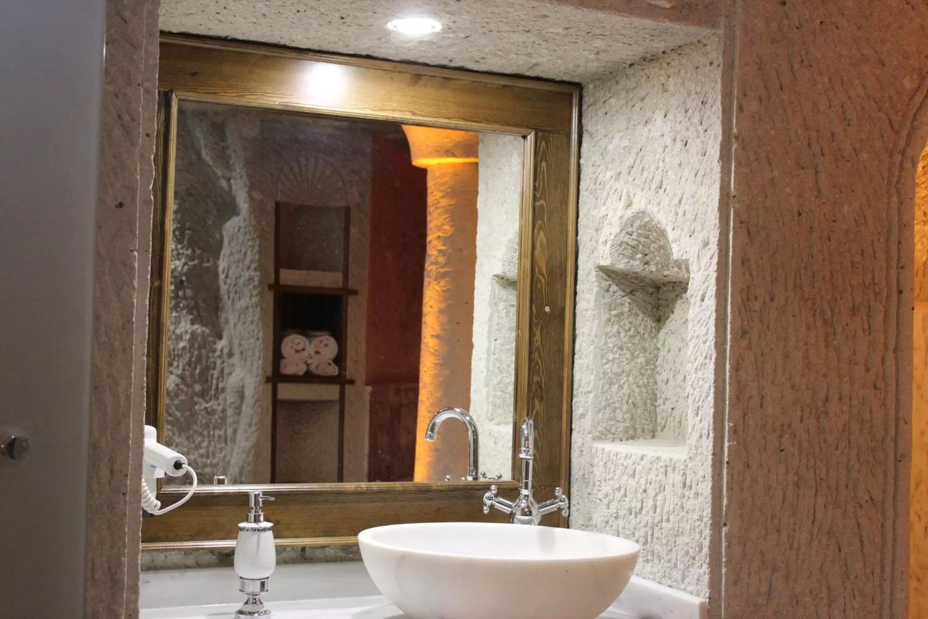 Bathroom in Local Cave House Hotel