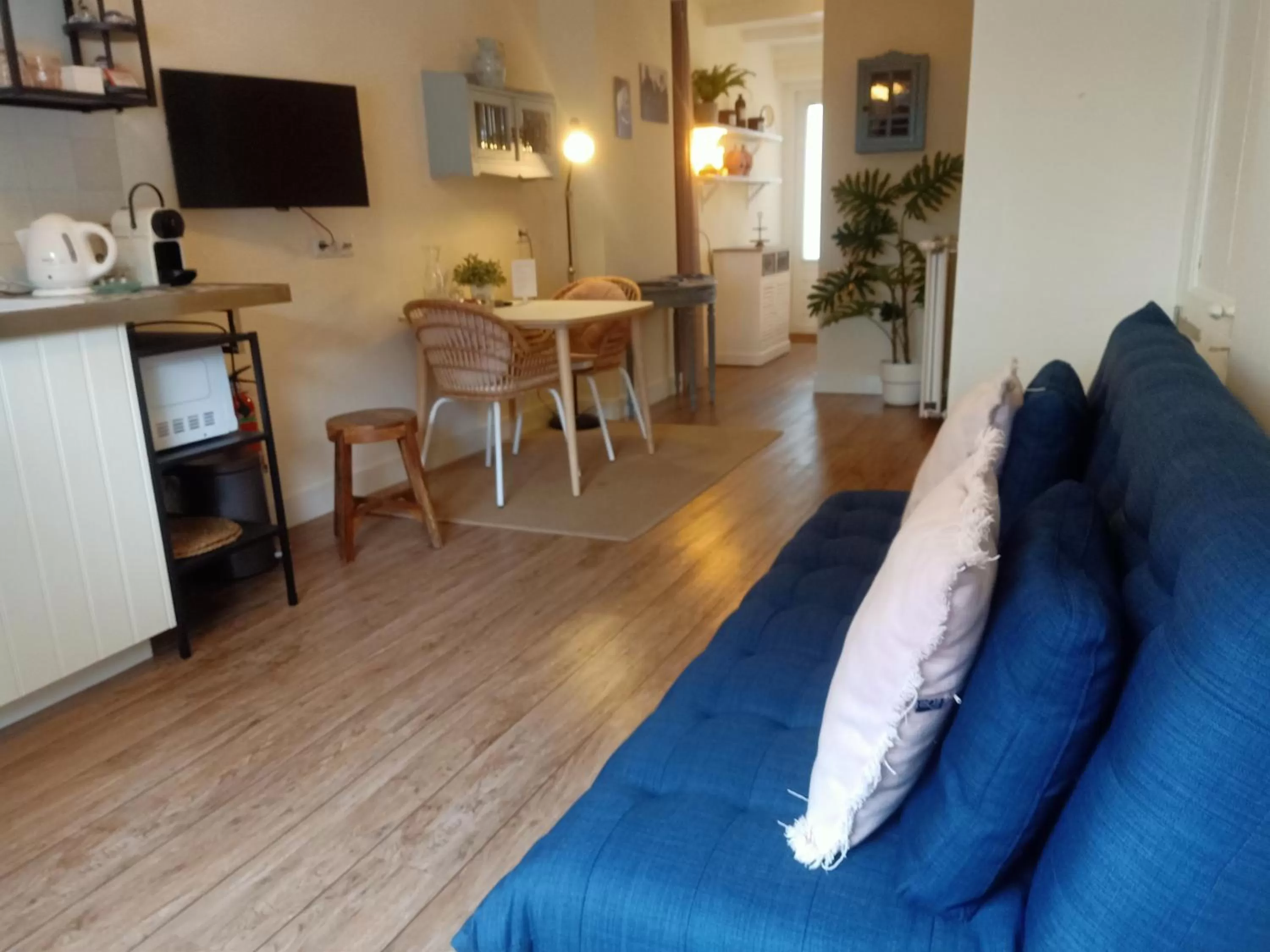 Seating area in De Stadsboerderij