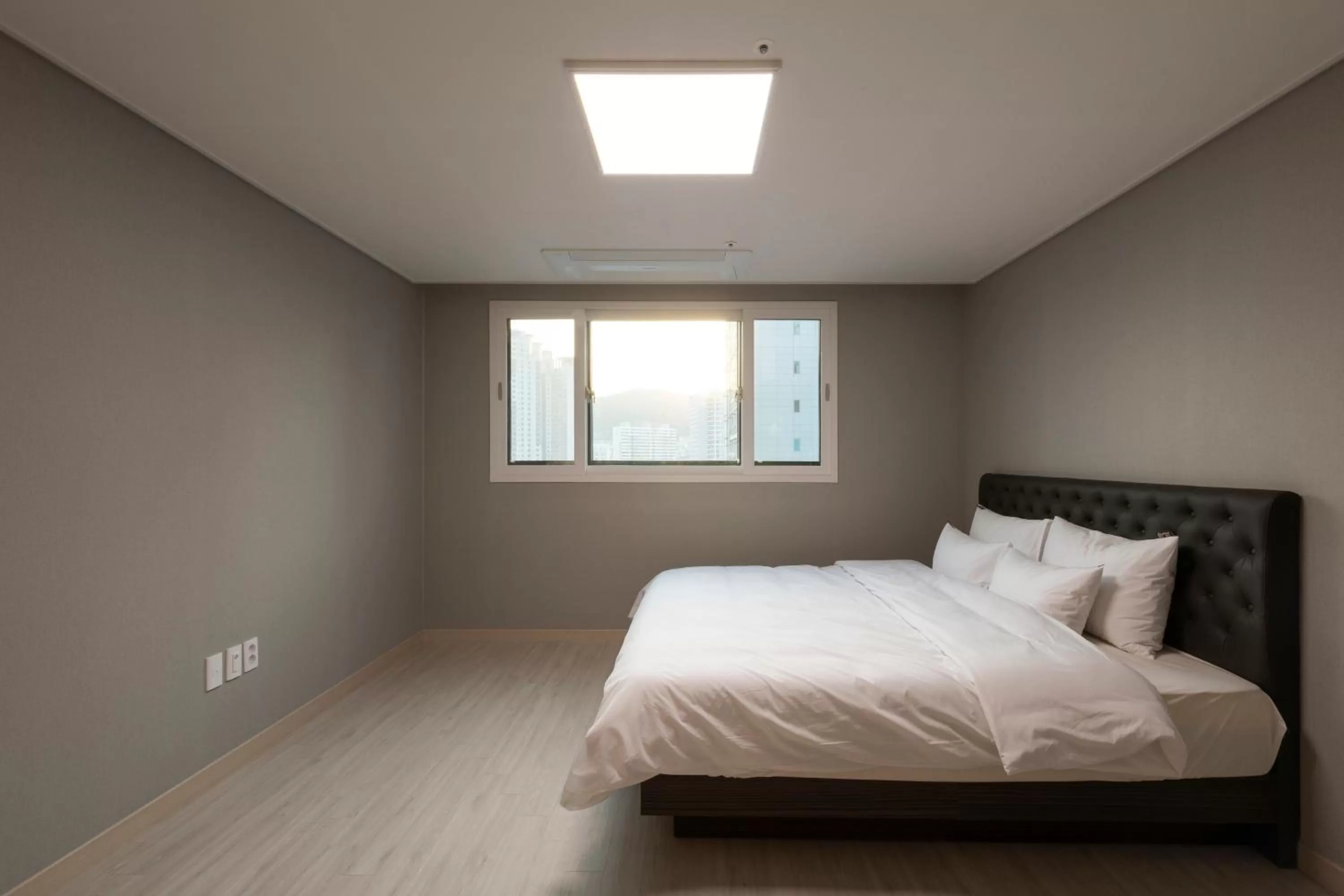 Bed in Seomyeon Brown-dot hotel Gold